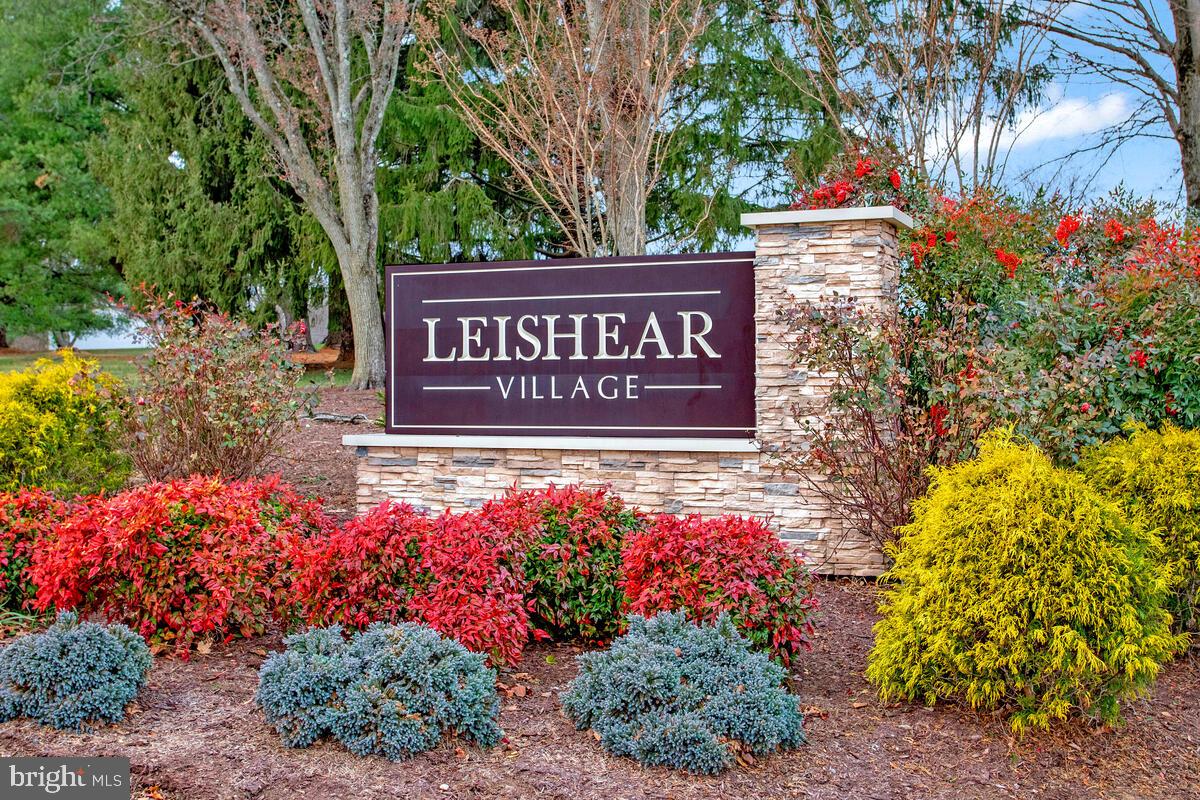 LEISHEAR VILLAGE - Residential