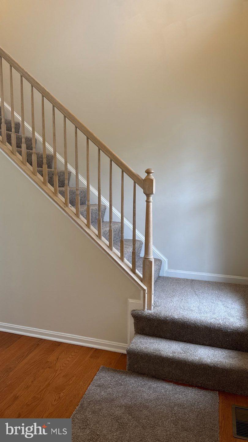 MIDDLEBROOK MANOR - Residential Lease