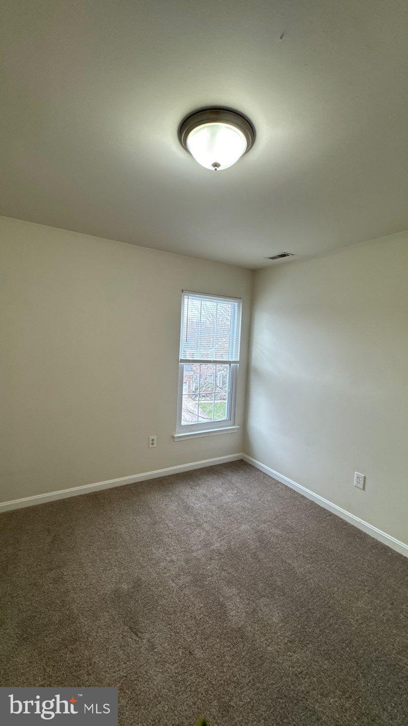 MIDDLEBROOK MANOR - Residential Lease