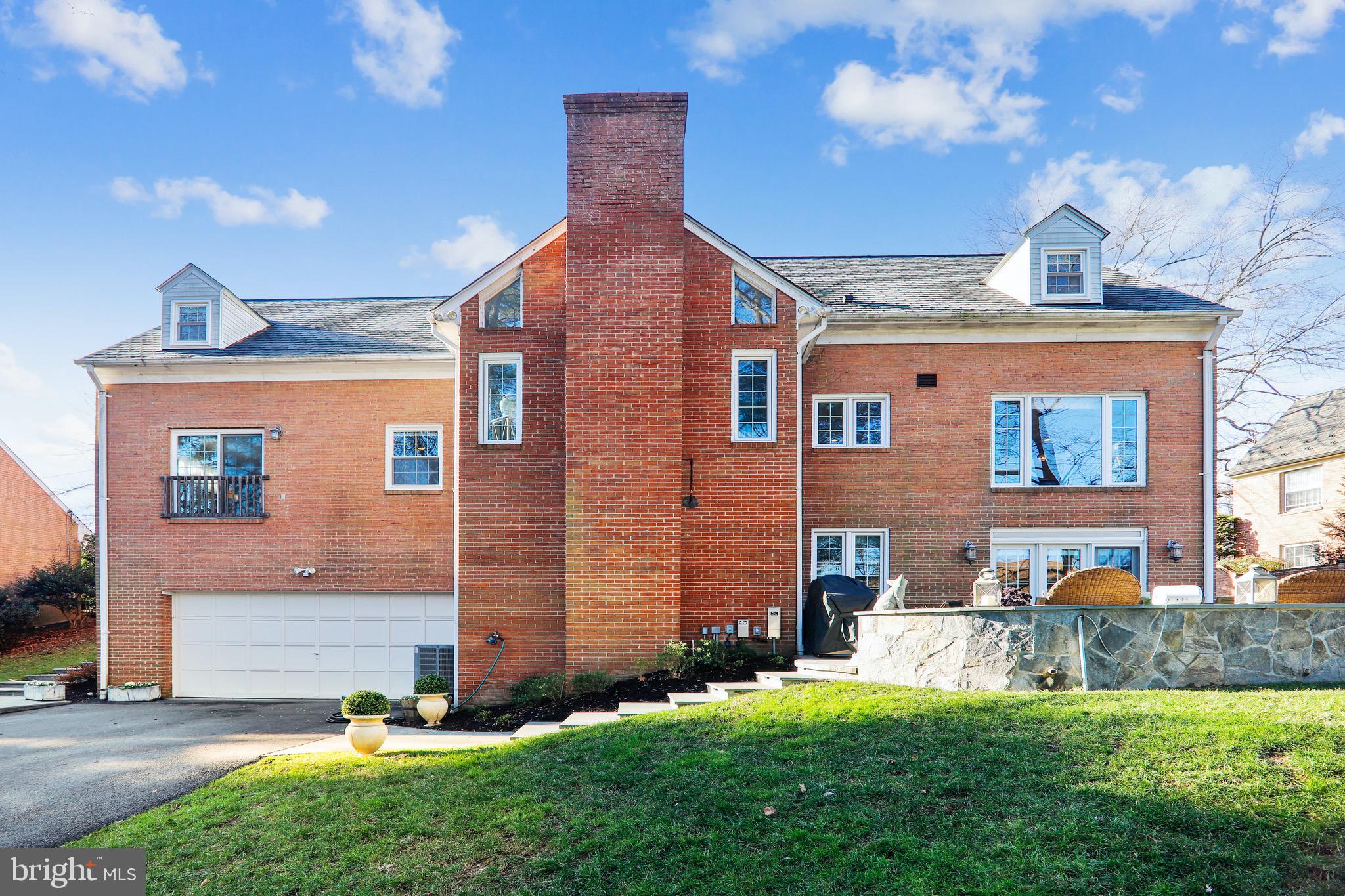 THE HAMLET - Residential