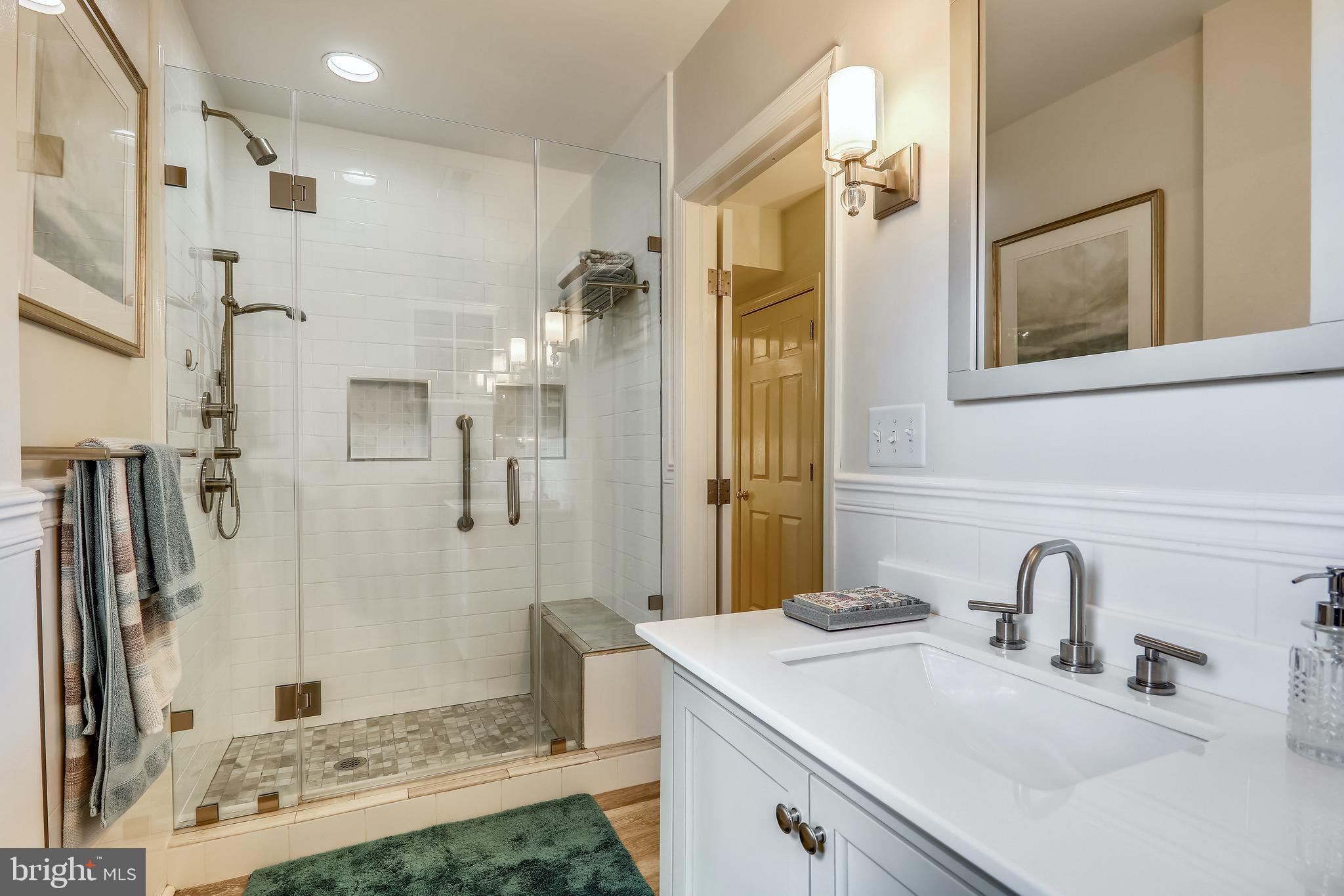 THE HAMLET - Residential