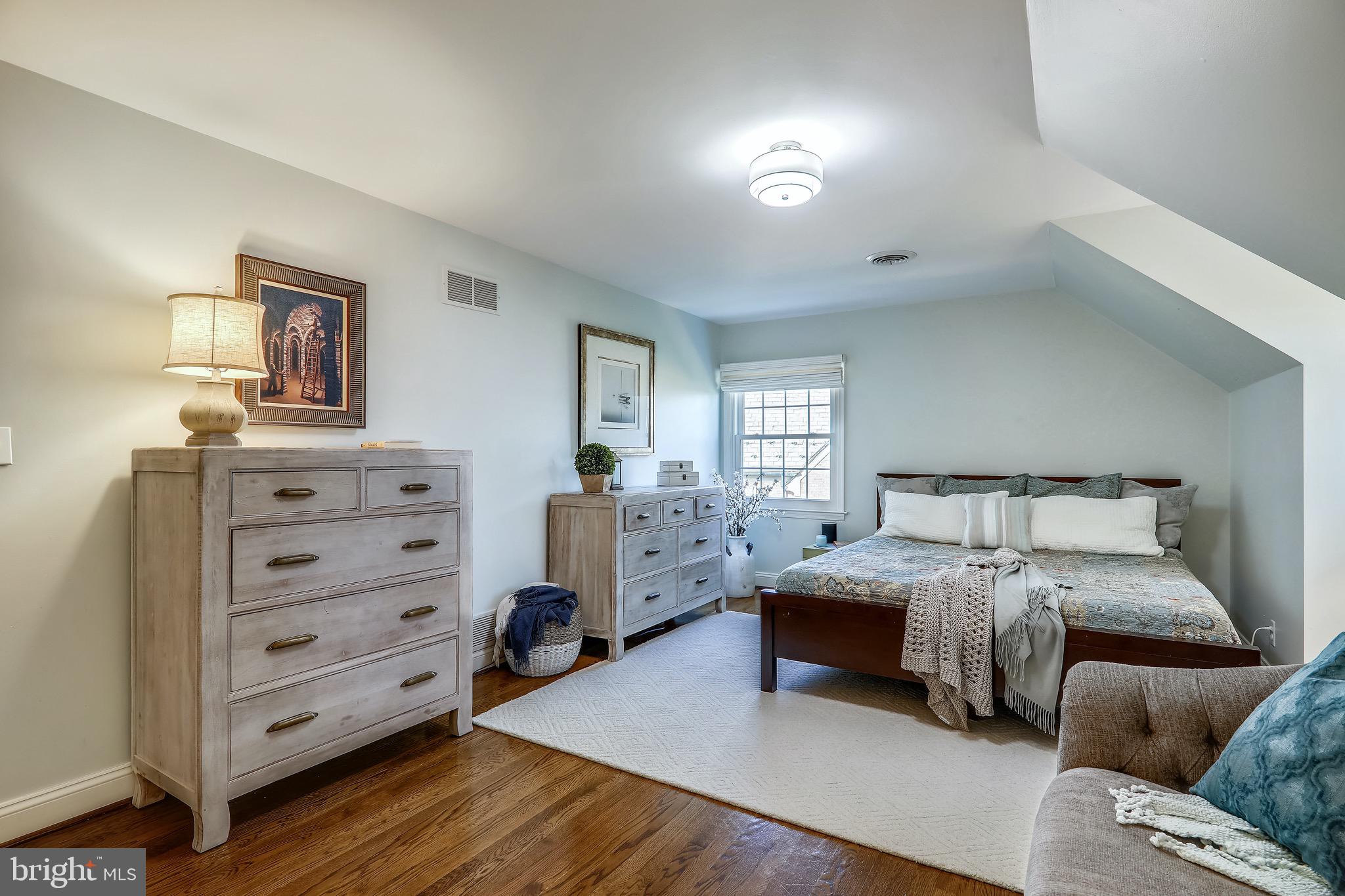 THE HAMLET - Residential