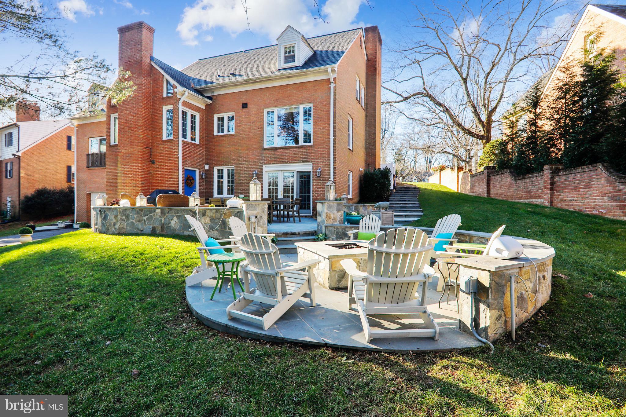 THE HAMLET - Residential