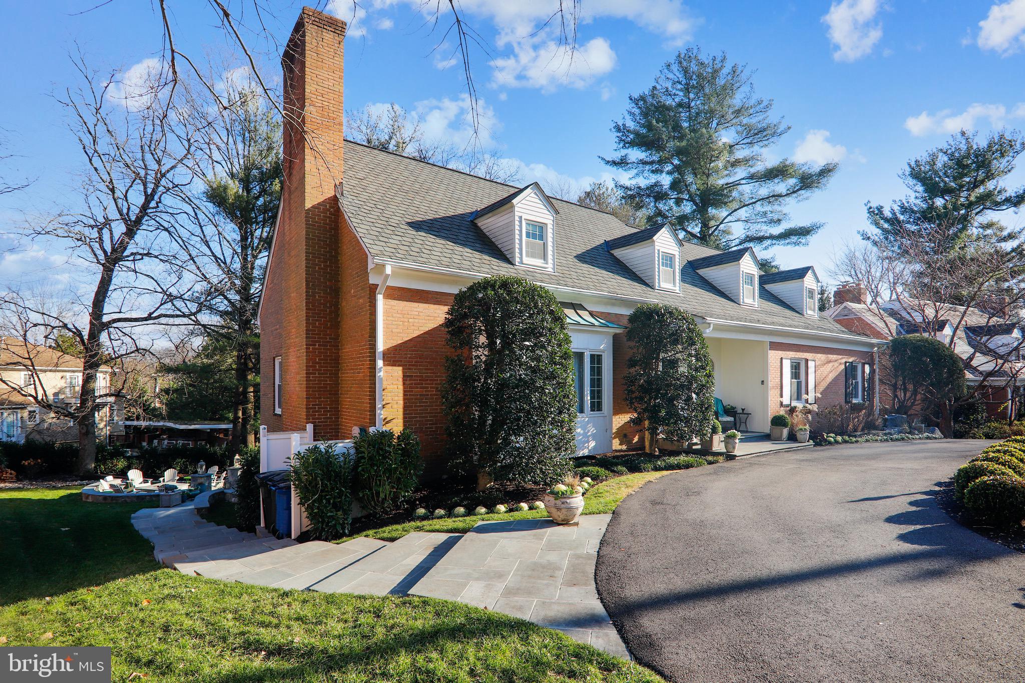 THE HAMLET - Residential