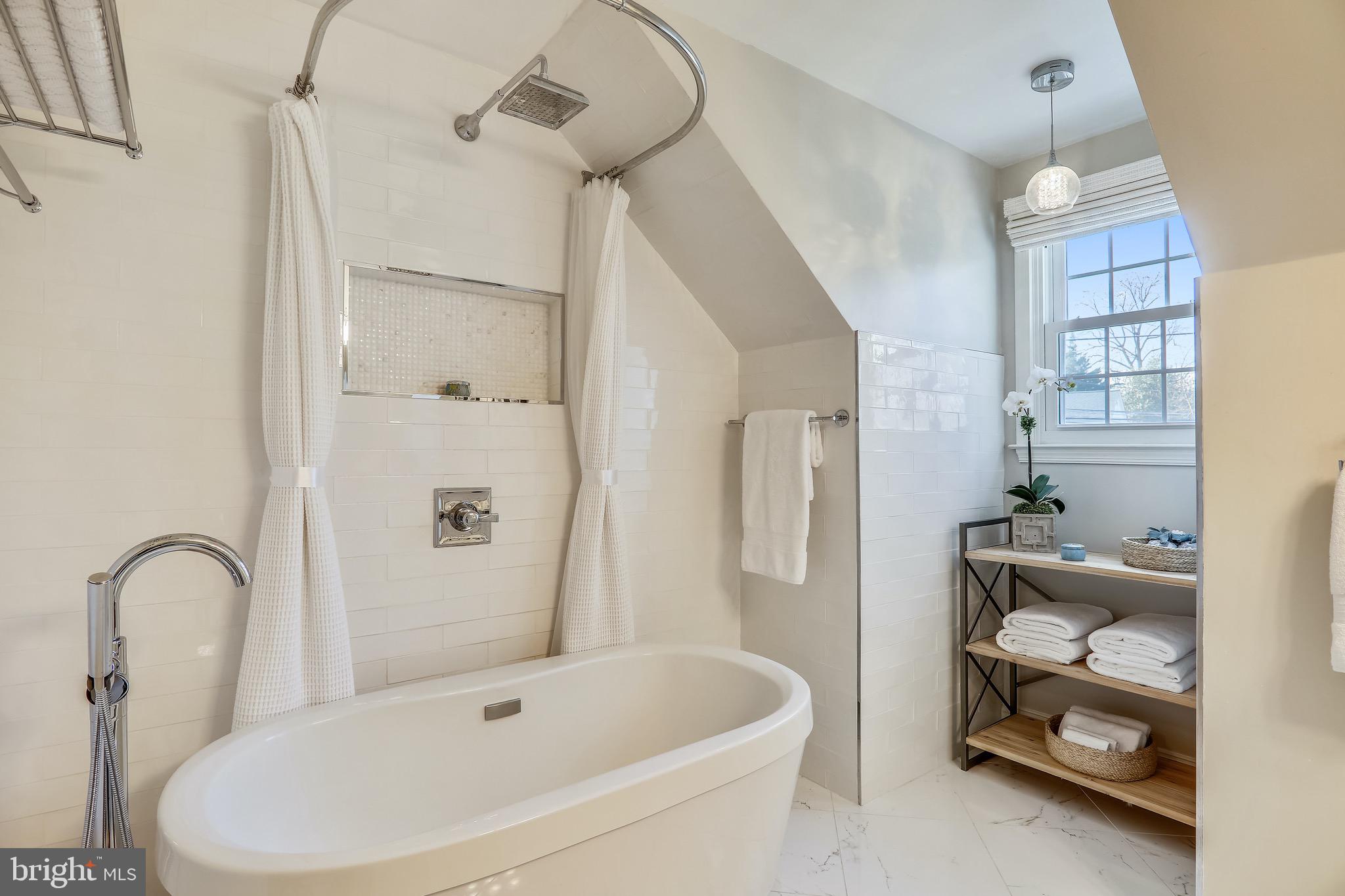 THE HAMLET - Residential