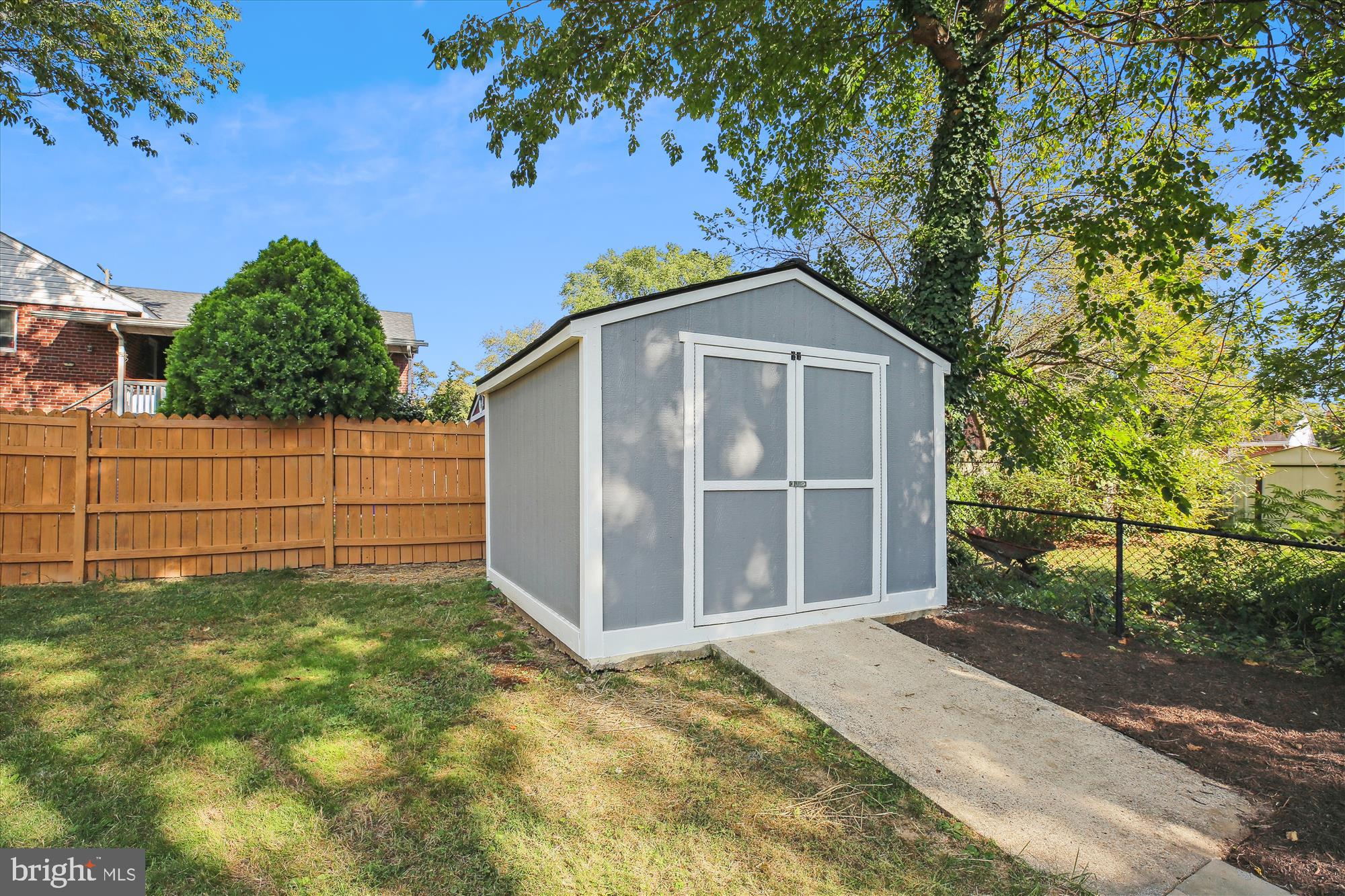 WHEATON FOREST - Residential