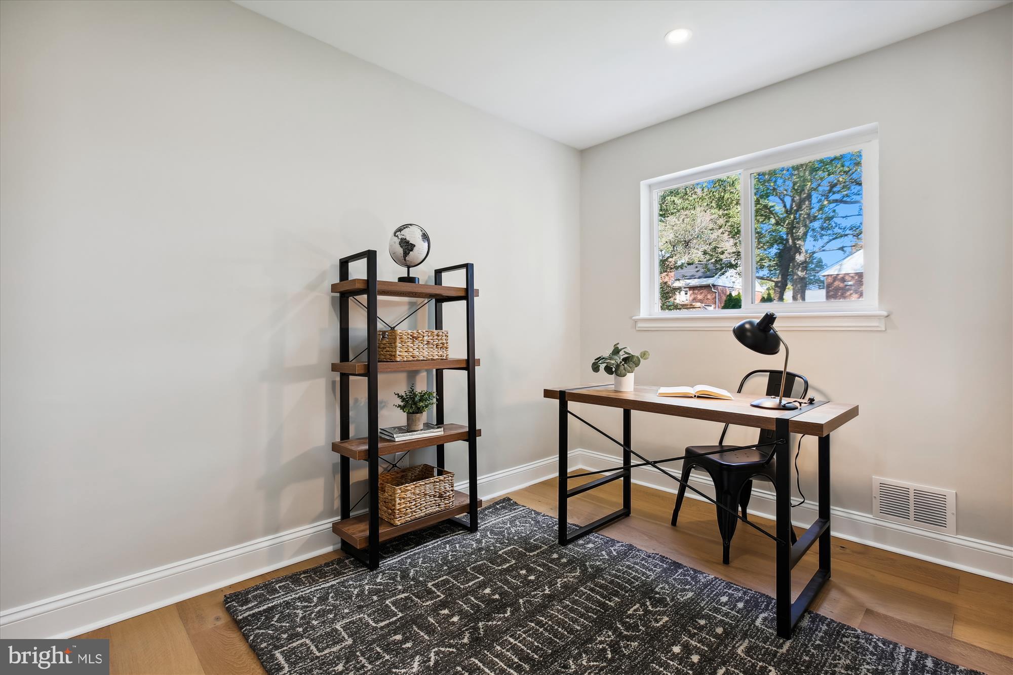 WHEATON FOREST - Residential