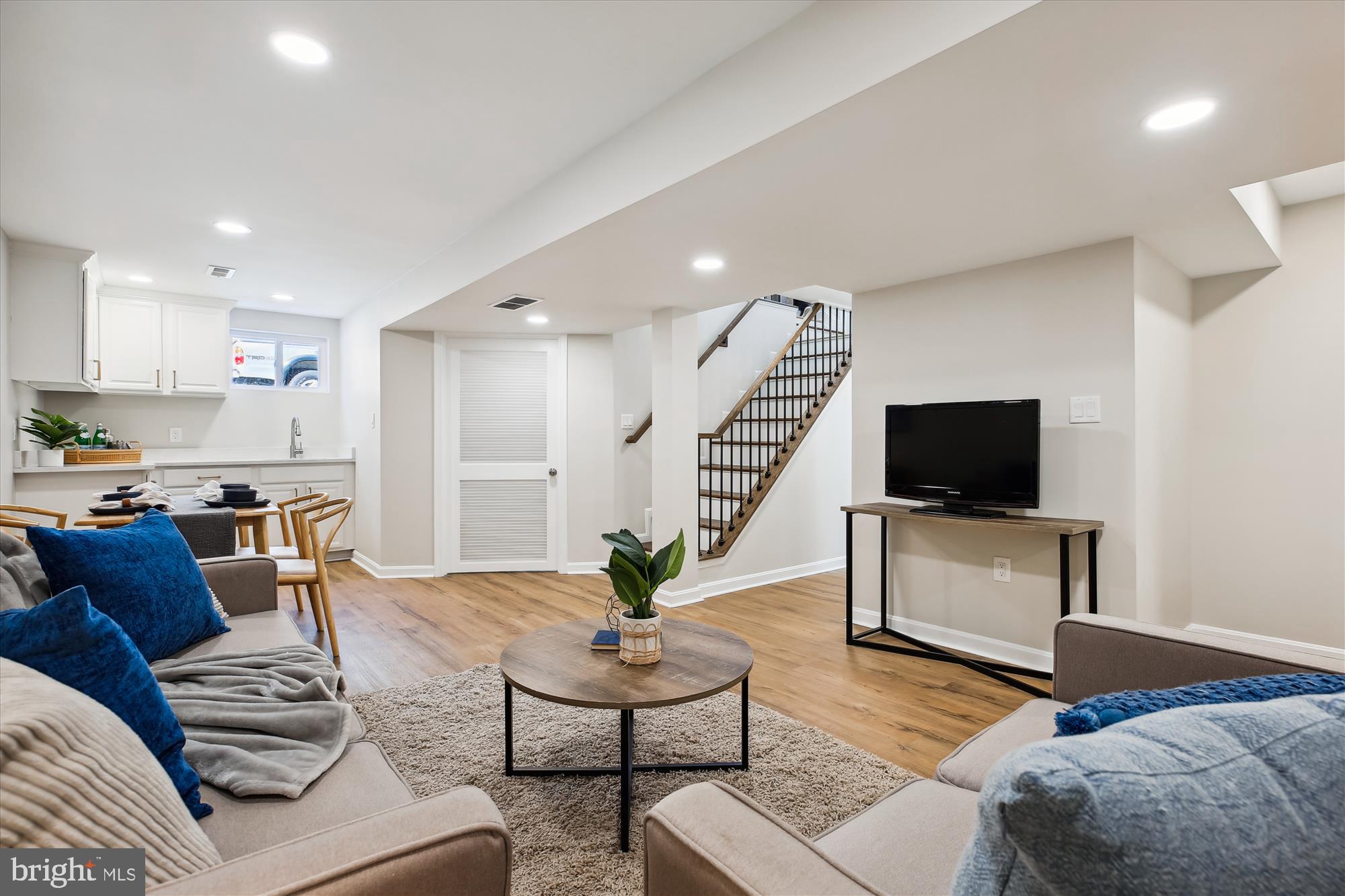 WHEATON FOREST - Residential