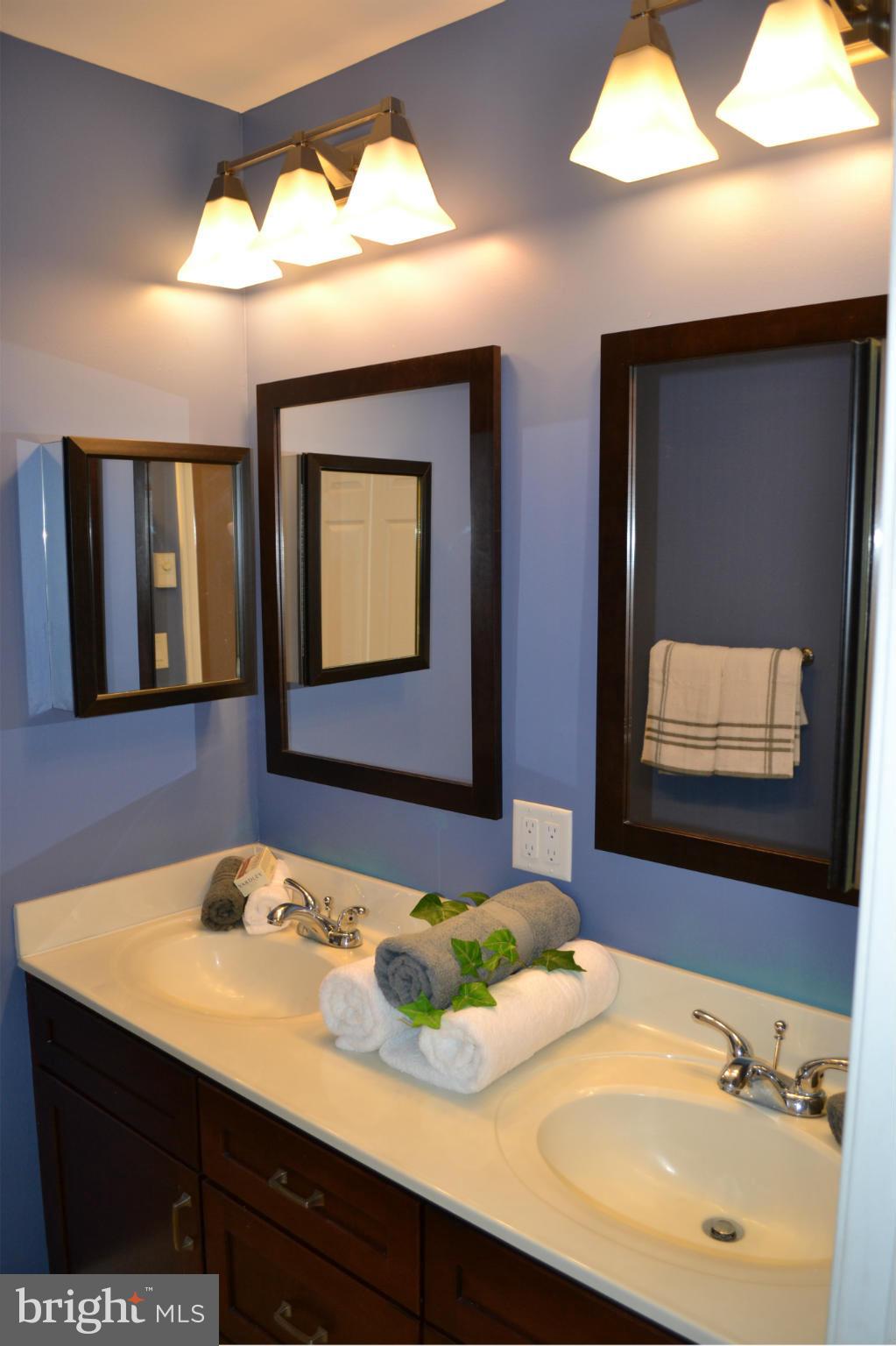 HAMPTON - Residential