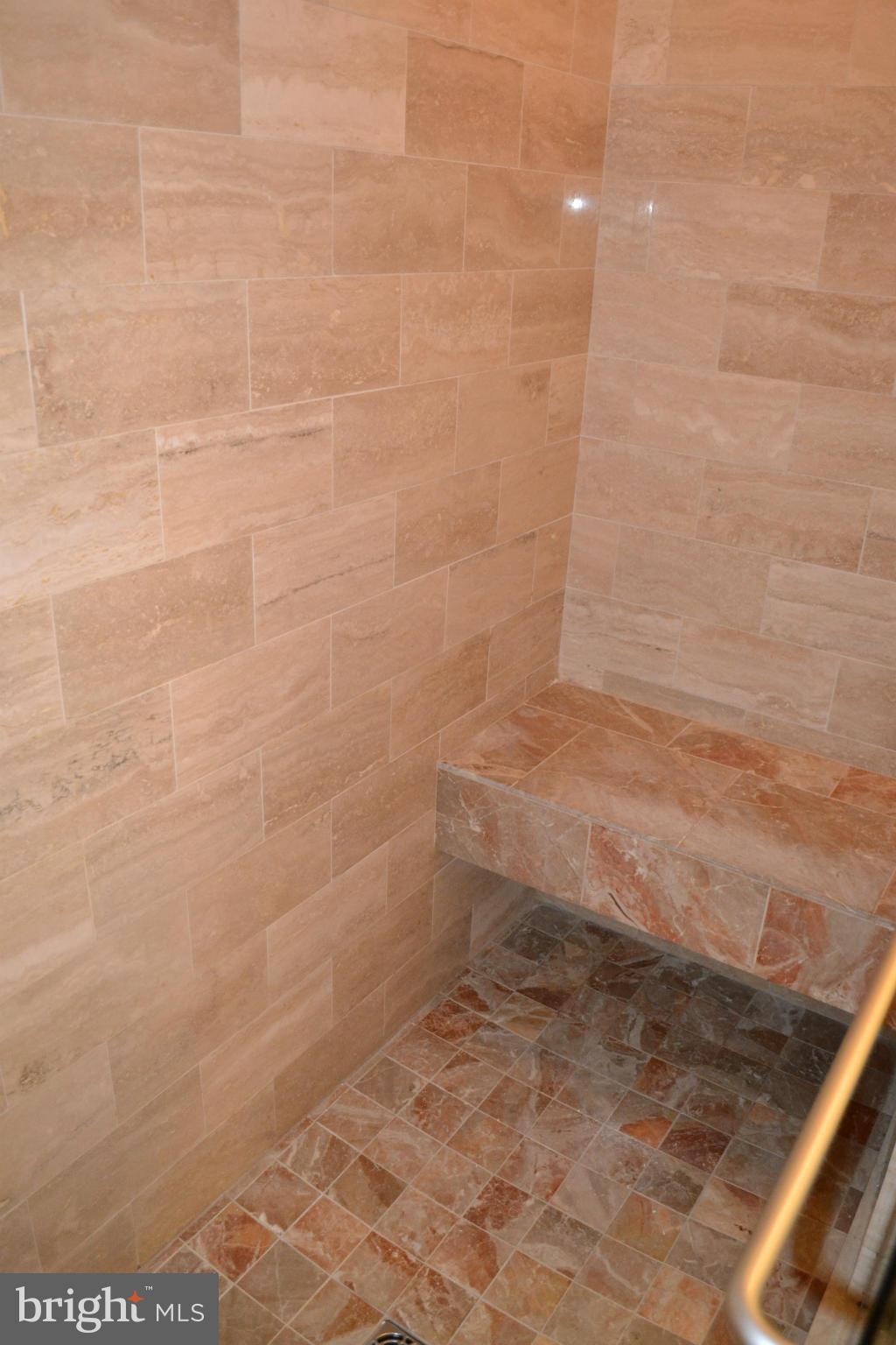 HAMPTON - Residential