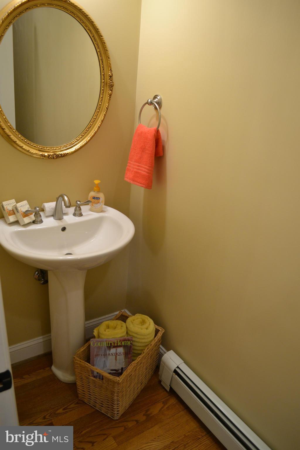 HAMPTON - Residential