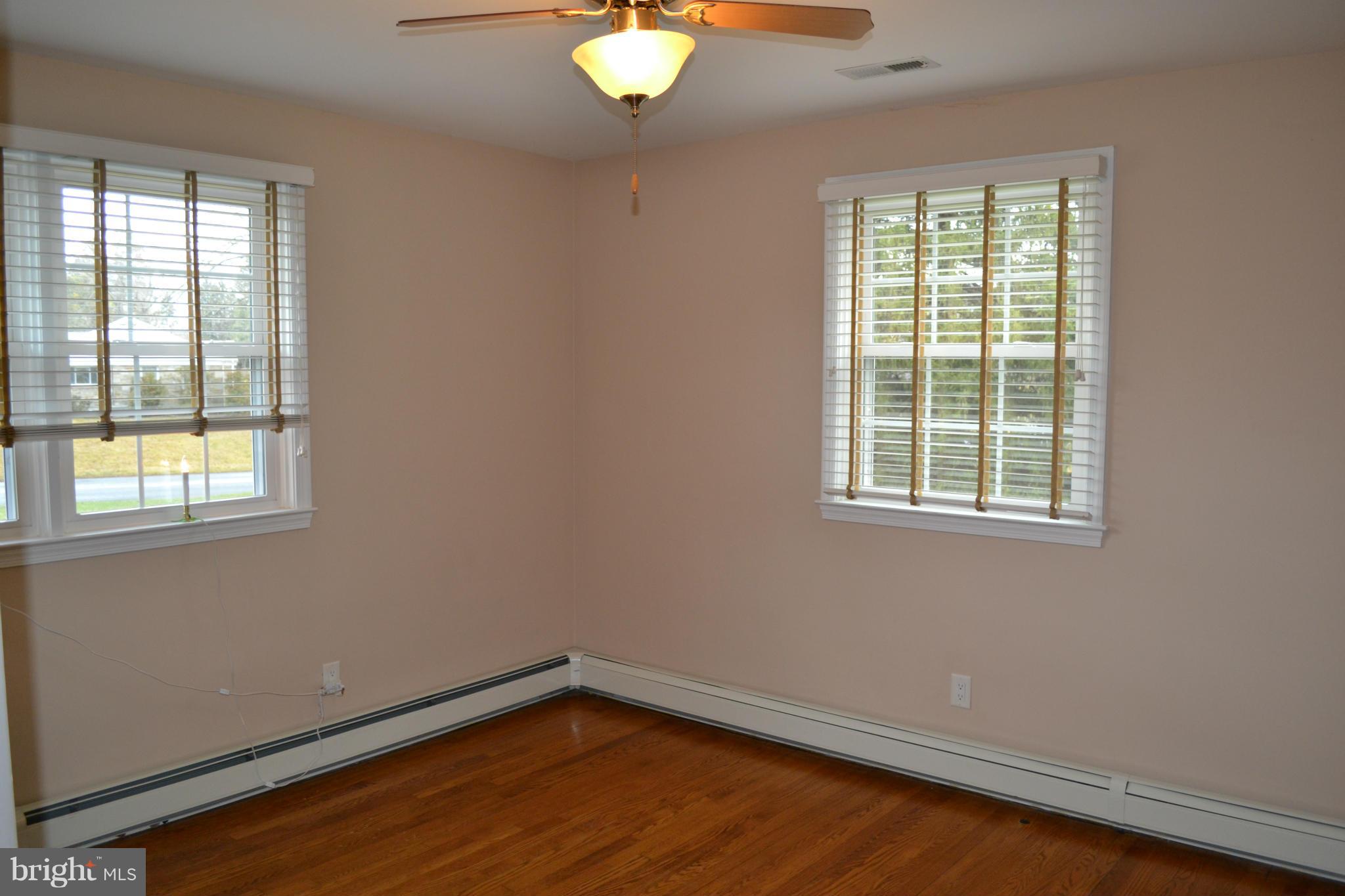 HAMPTON - Residential