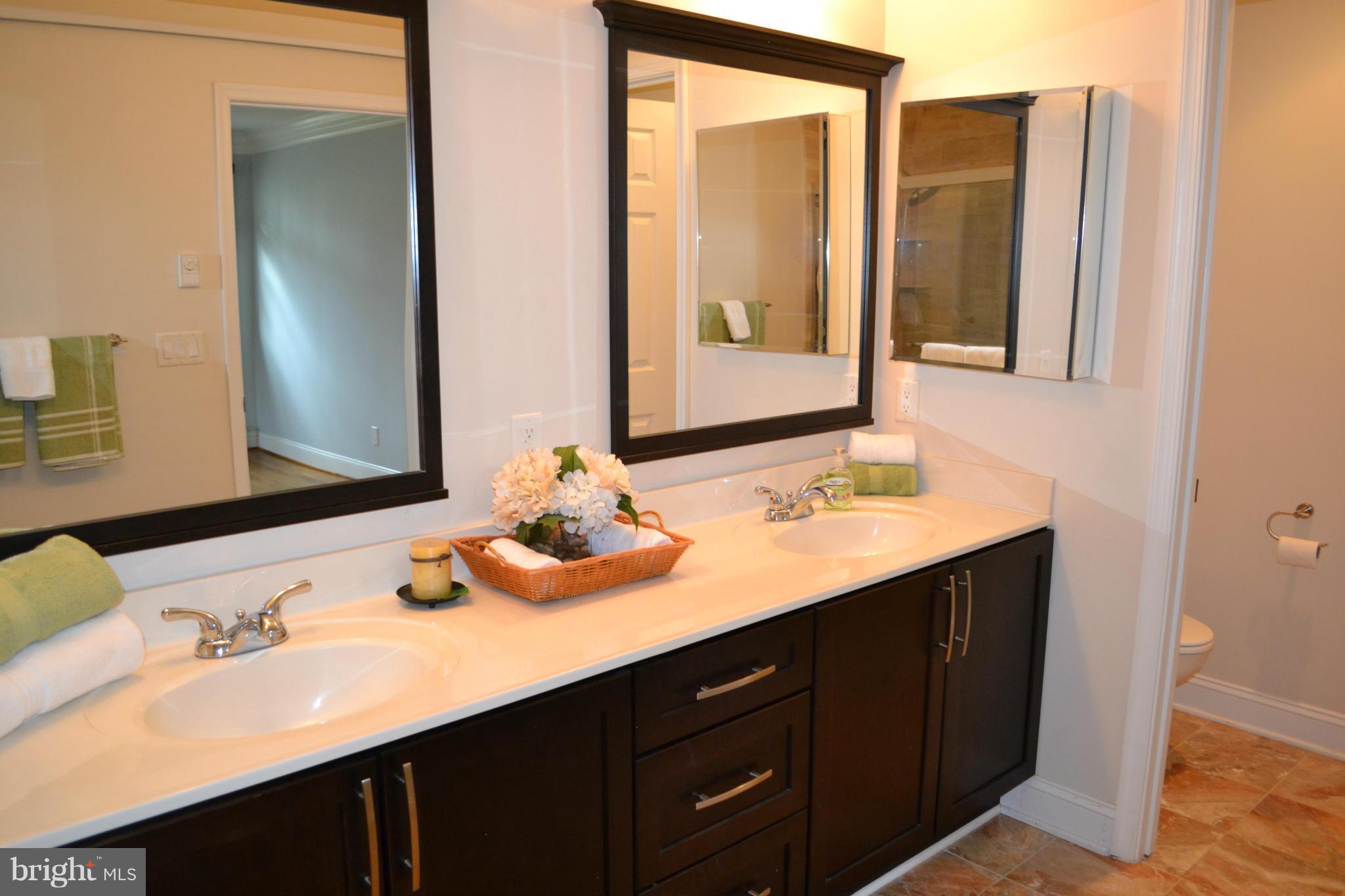 HAMPTON - Residential