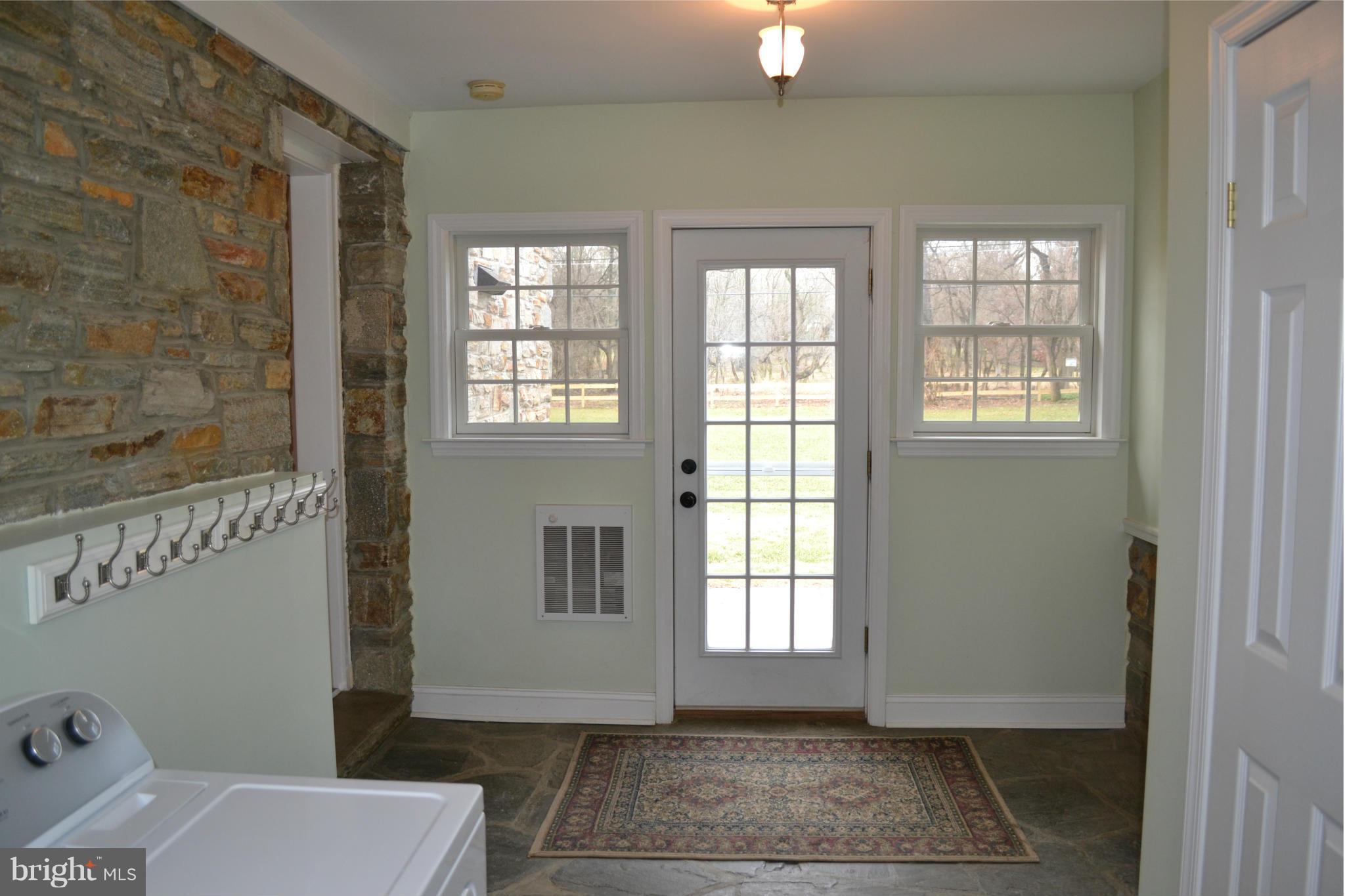 HAMPTON - Residential