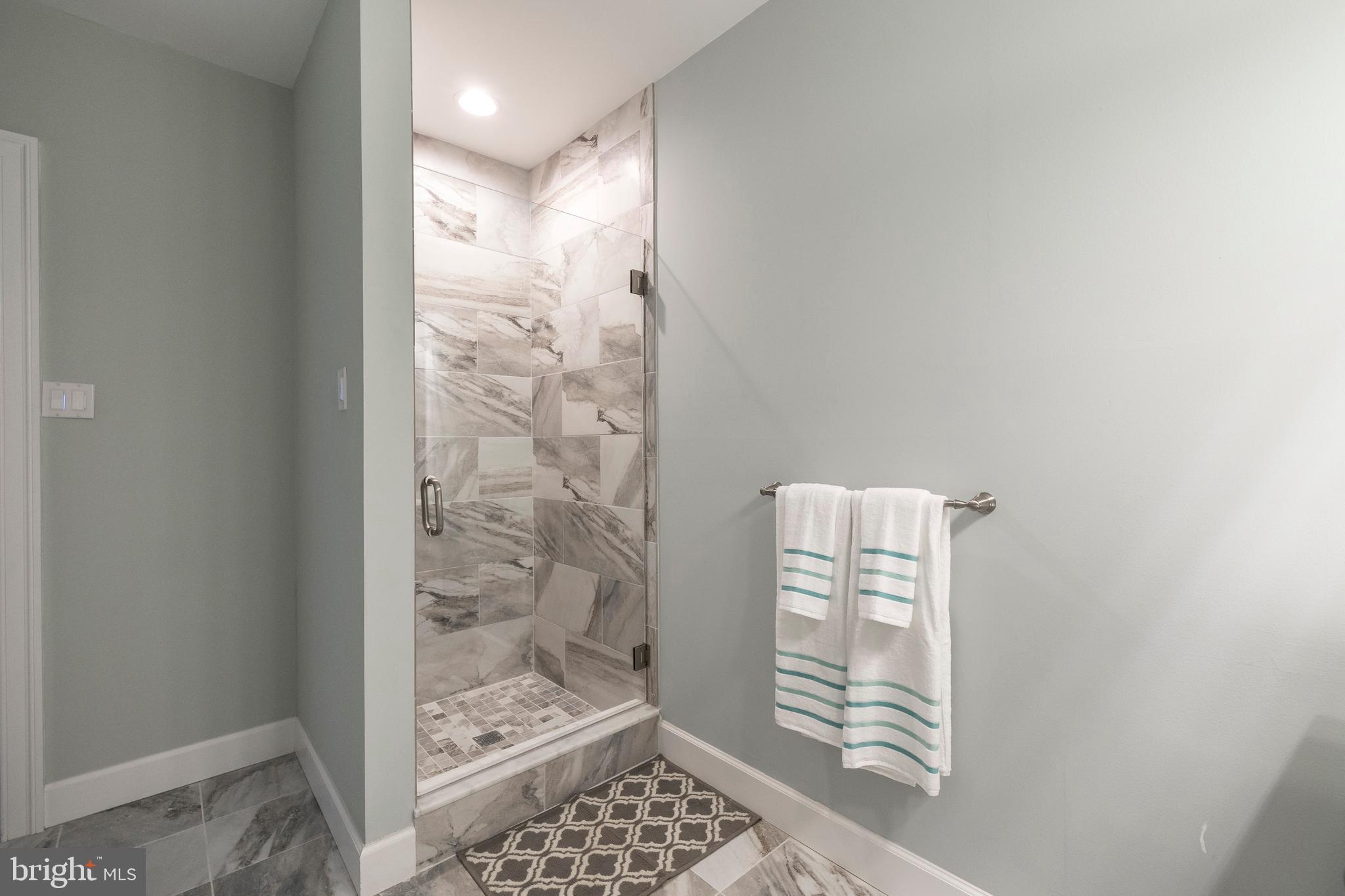 SPRINGTON POINTE WOODS - Residential