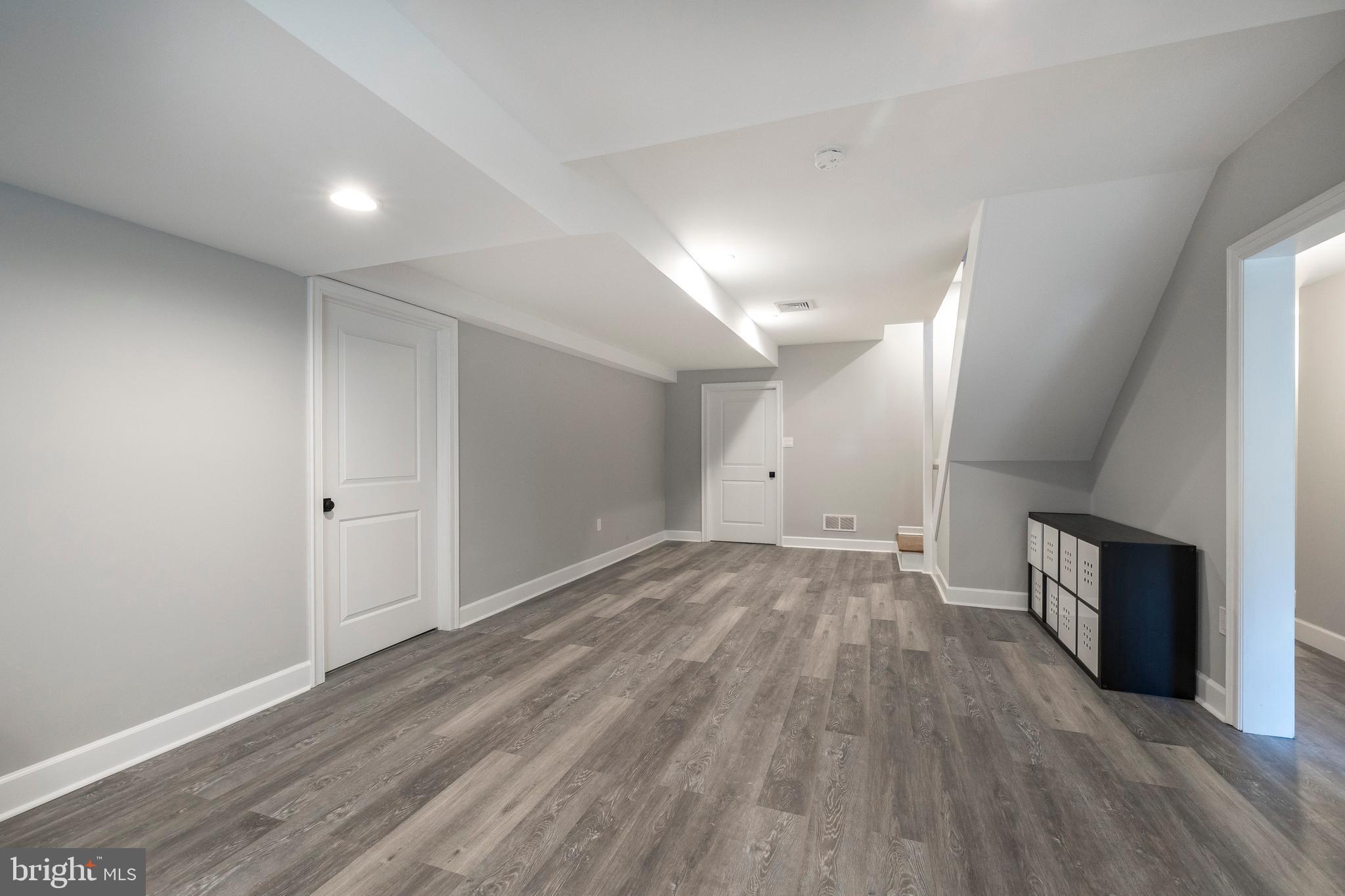 SPRINGTON POINTE WOODS - Residential