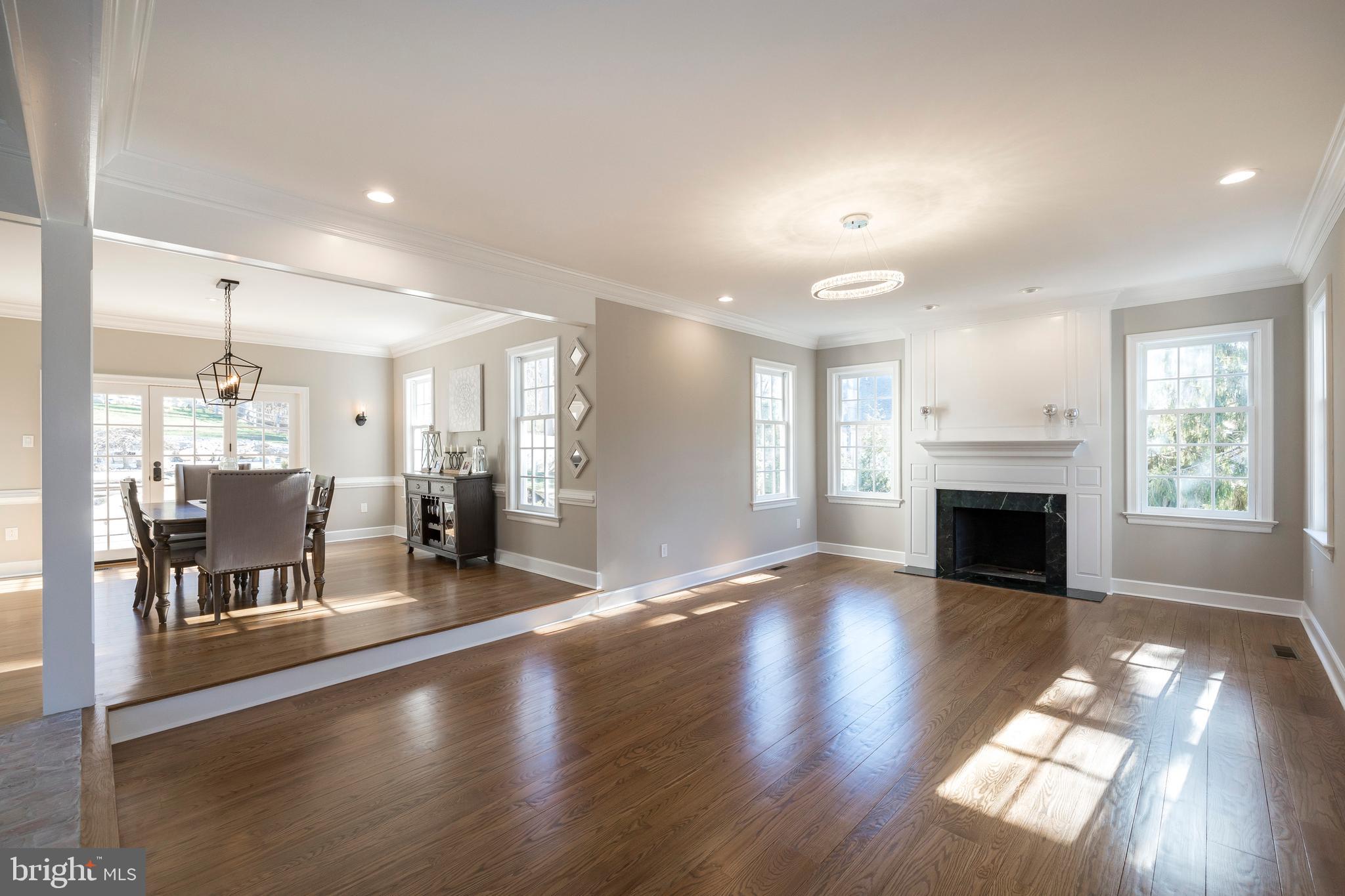 SPRINGTON POINTE WOODS - Residential