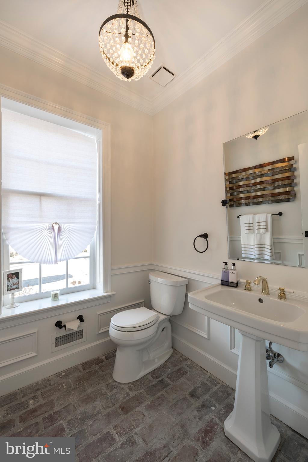 SPRINGTON POINTE WOODS - Residential