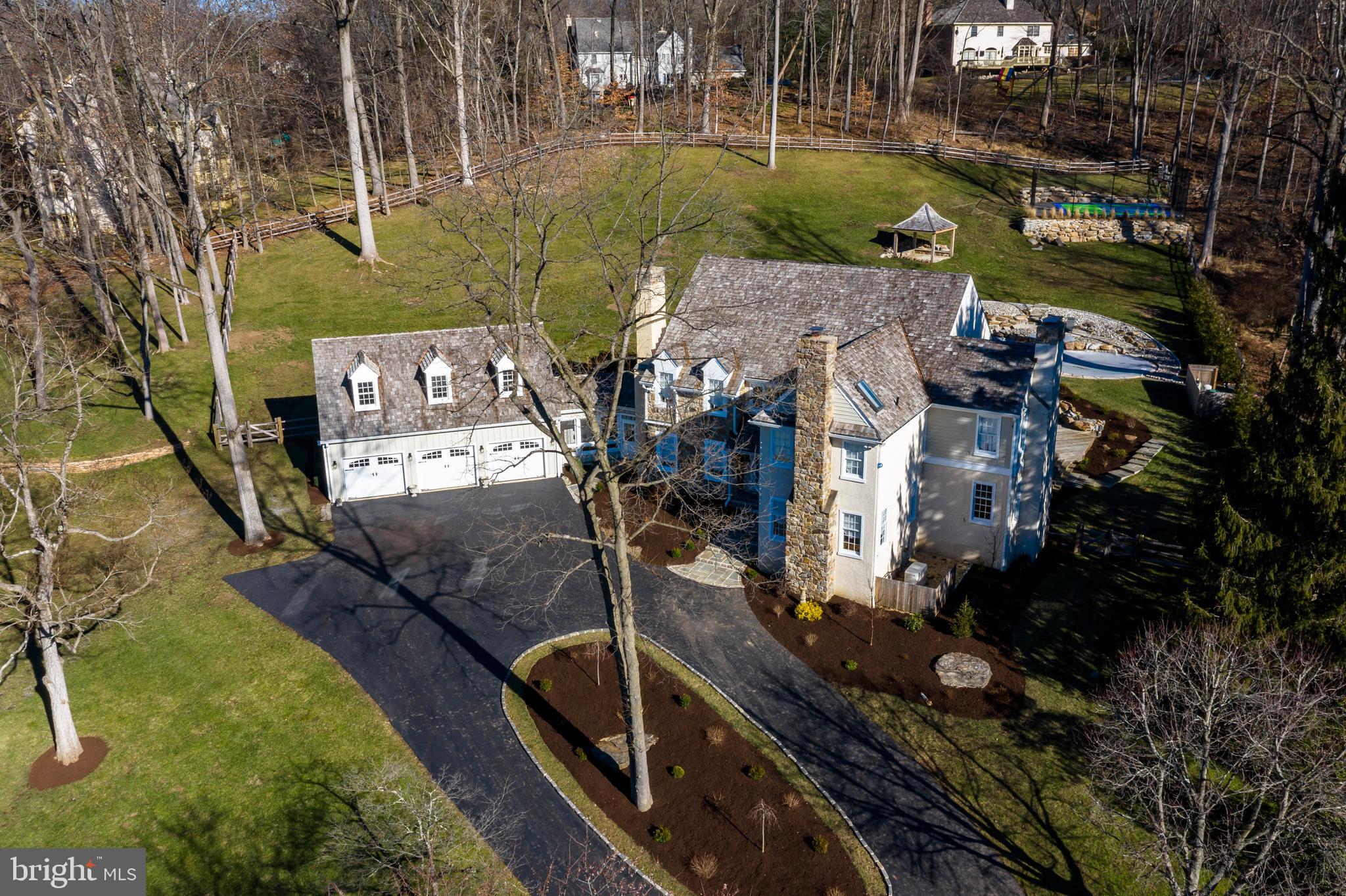 SPRINGTON POINTE WOODS - Residential