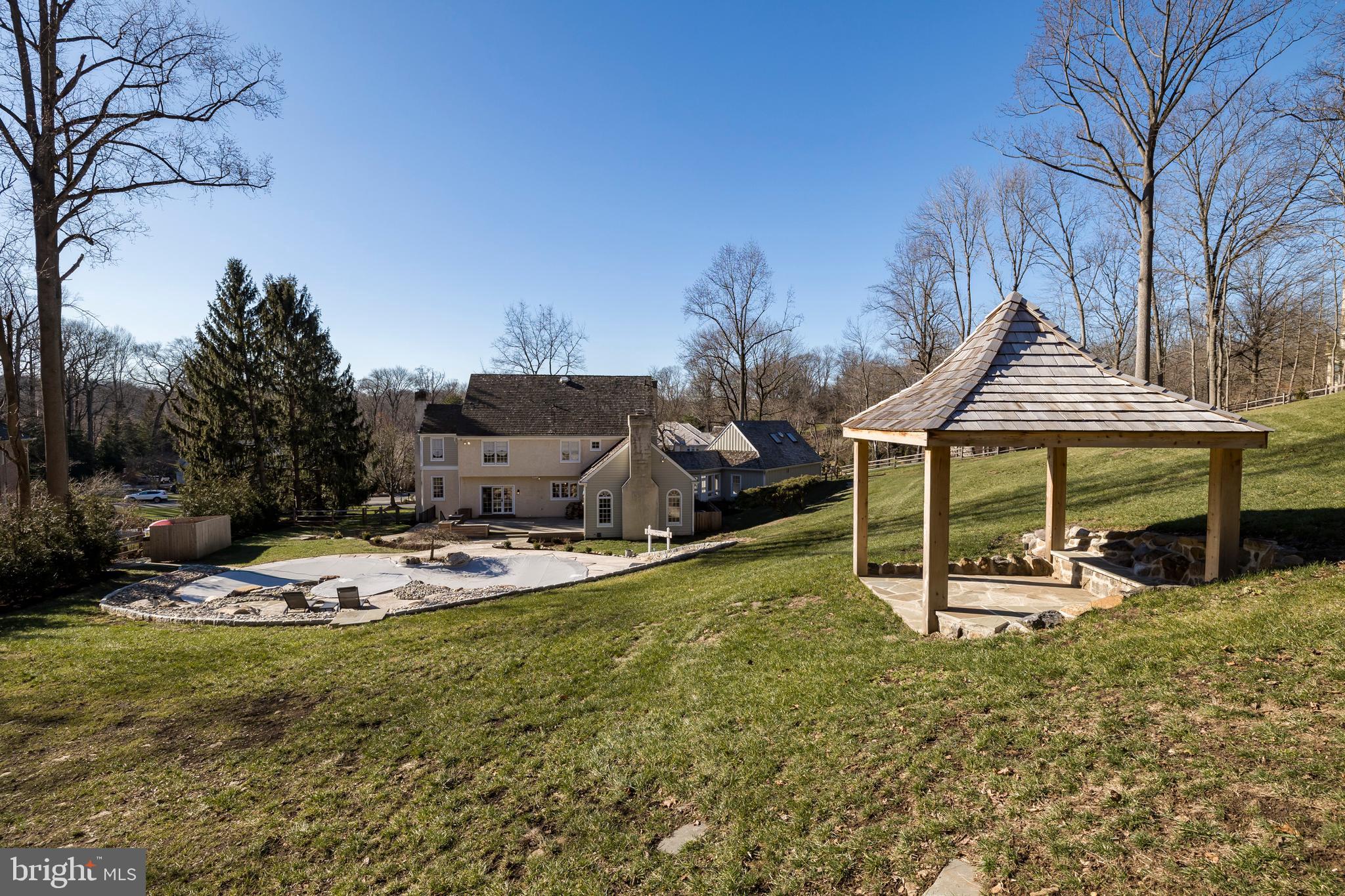 SPRINGTON POINTE WOODS - Residential