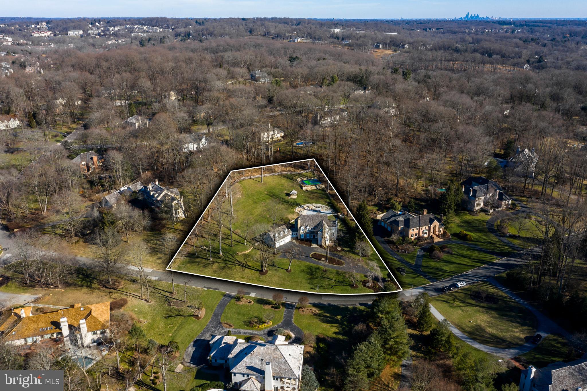 SPRINGTON POINTE WOODS - Residential