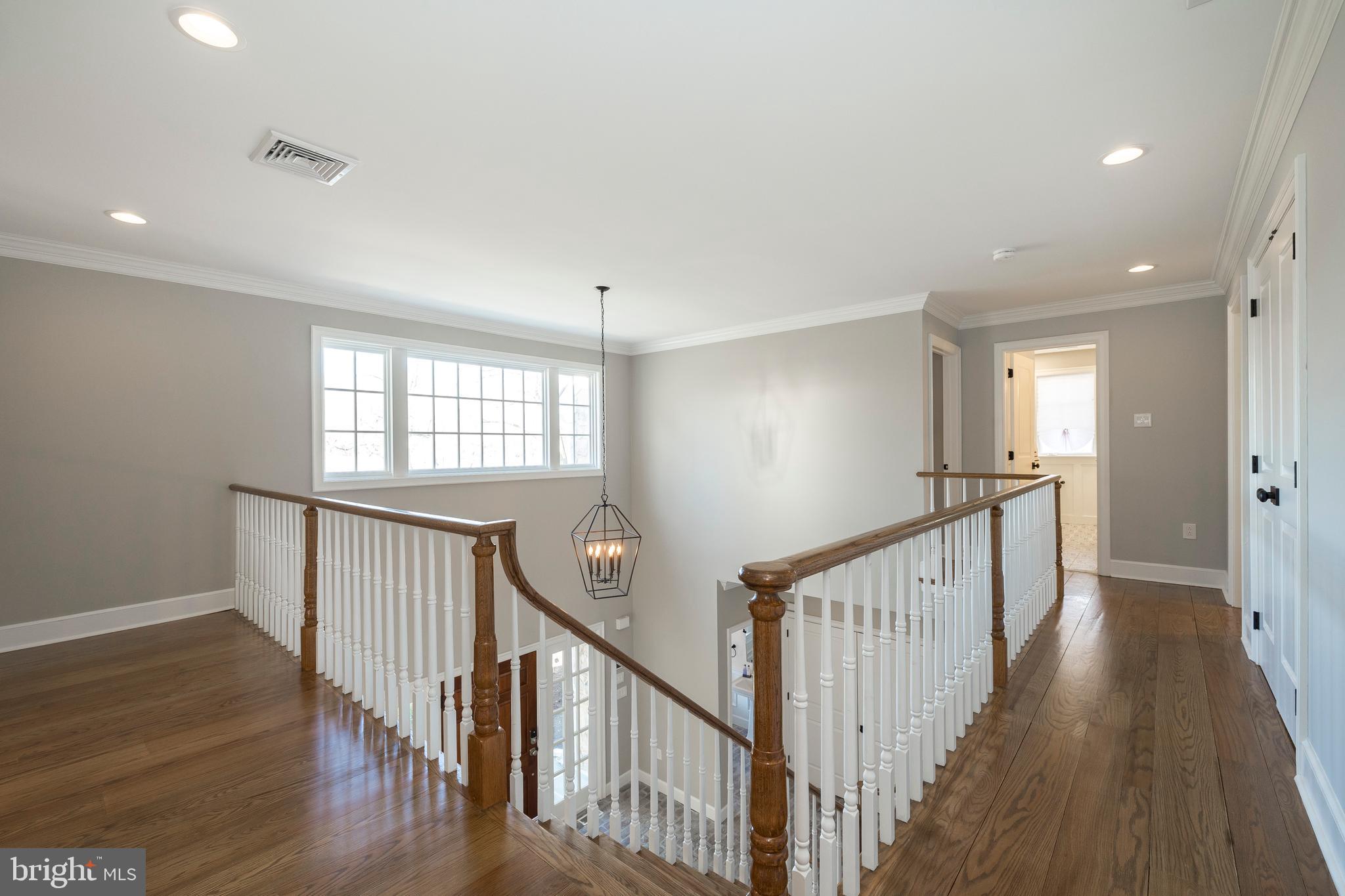 SPRINGTON POINTE WOODS - Residential