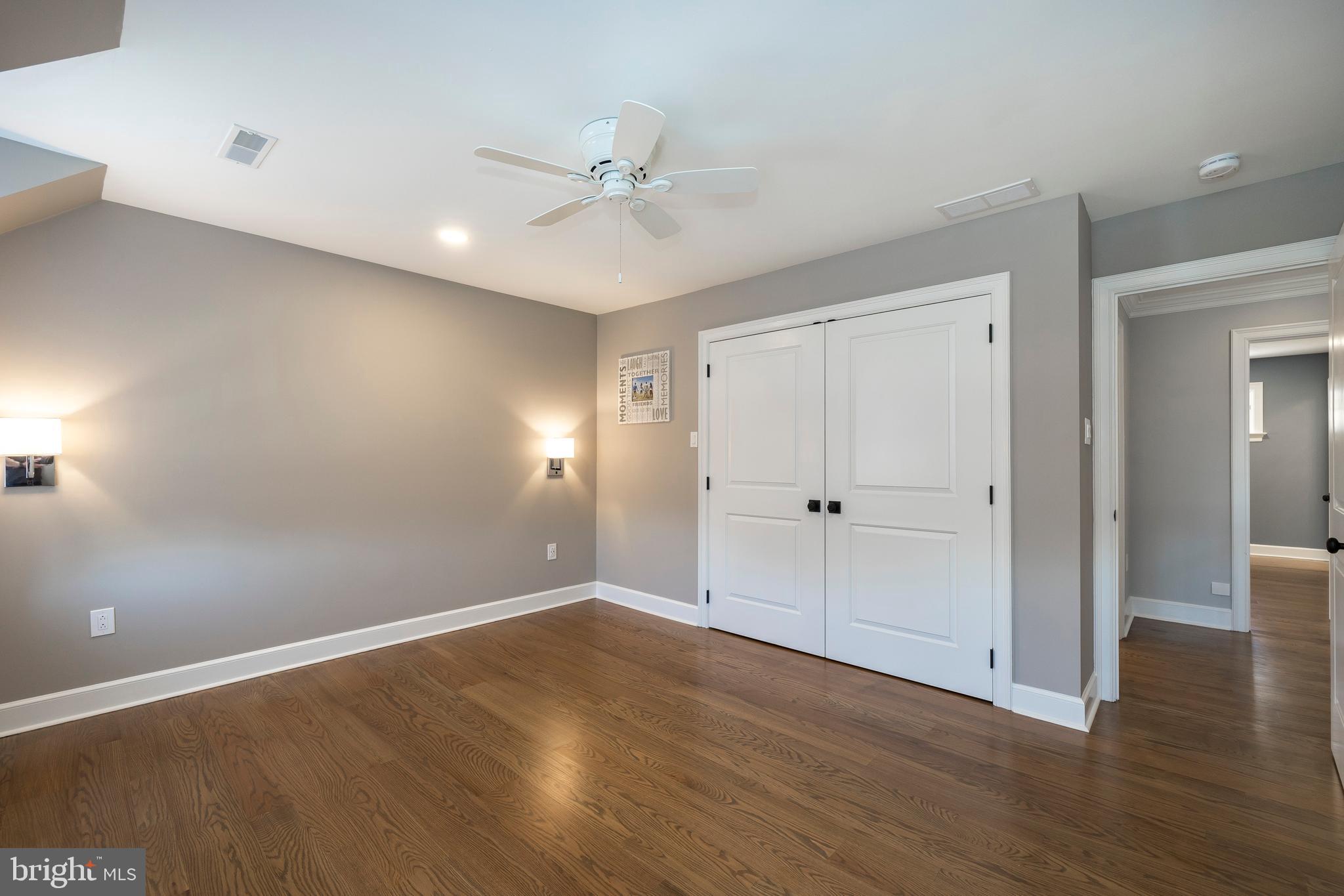 SPRINGTON POINTE WOODS - Residential