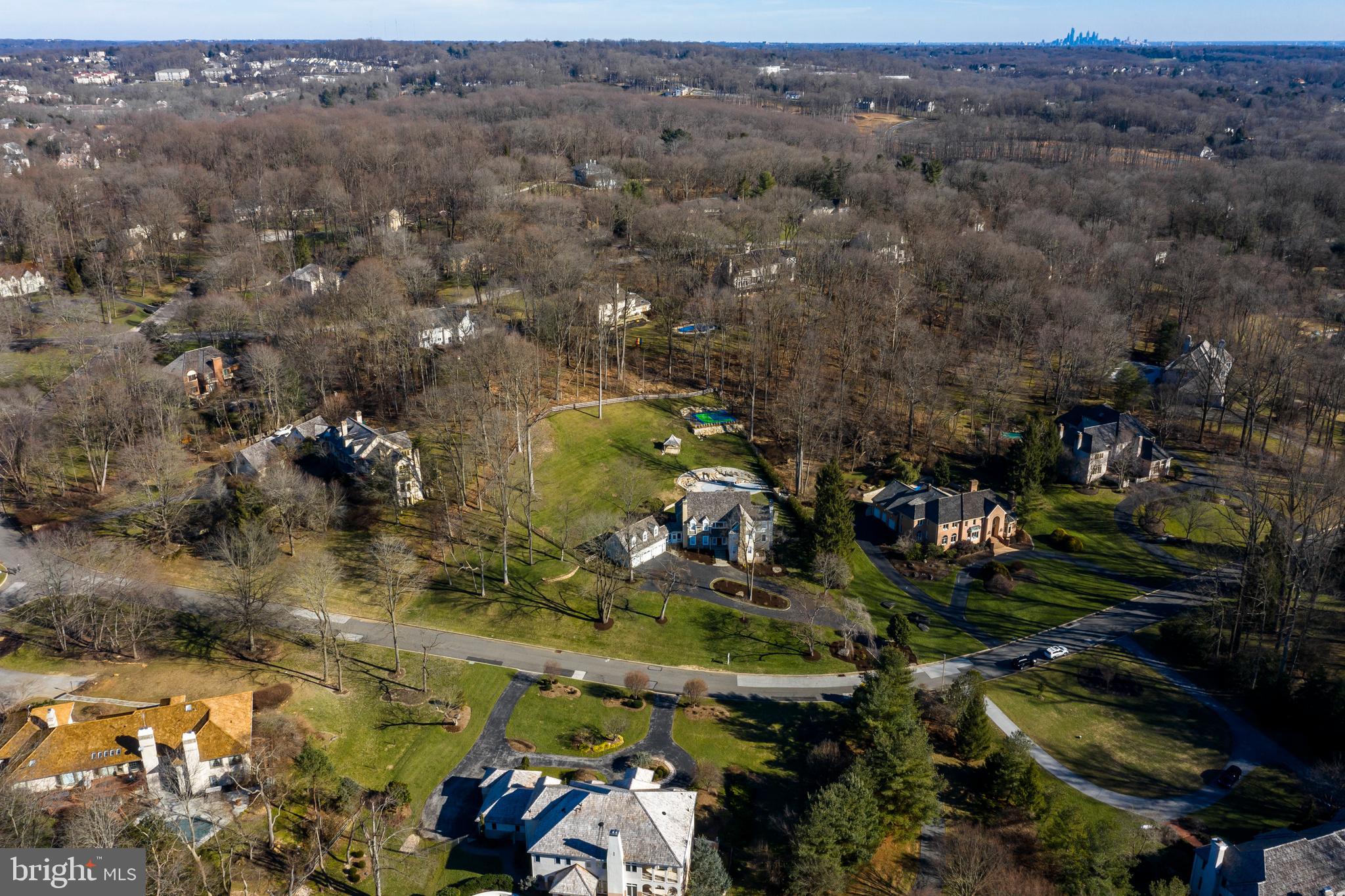 SPRINGTON POINTE WOODS - Residential
