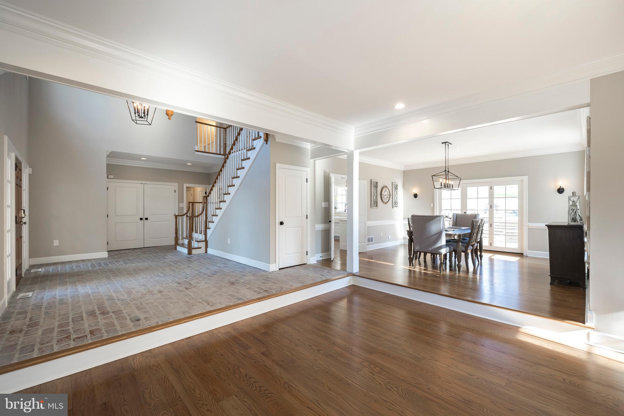 SPRINGTON POINTE WOODS - Residential