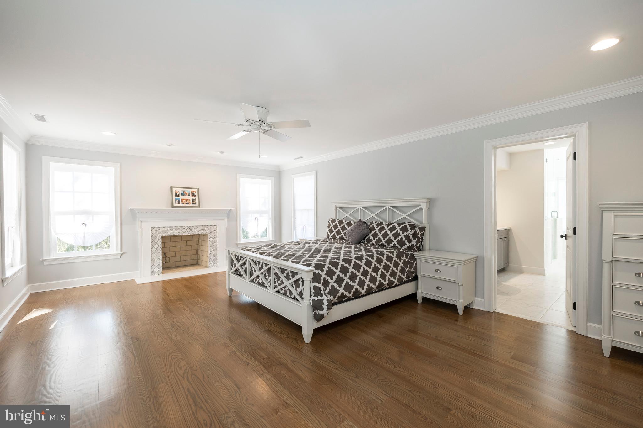 SPRINGTON POINTE WOODS - Residential