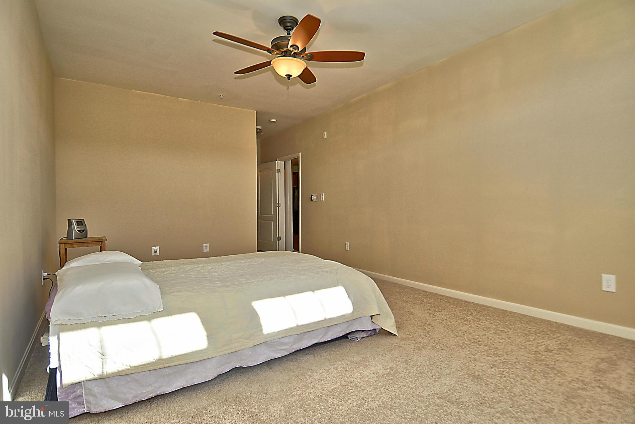 MERCER PARK CONDOMINIUM - Residential Lease