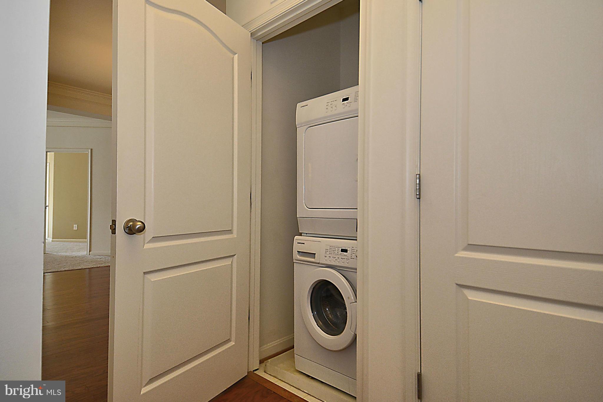 MERCER PARK CONDOMINIUM - Residential Lease