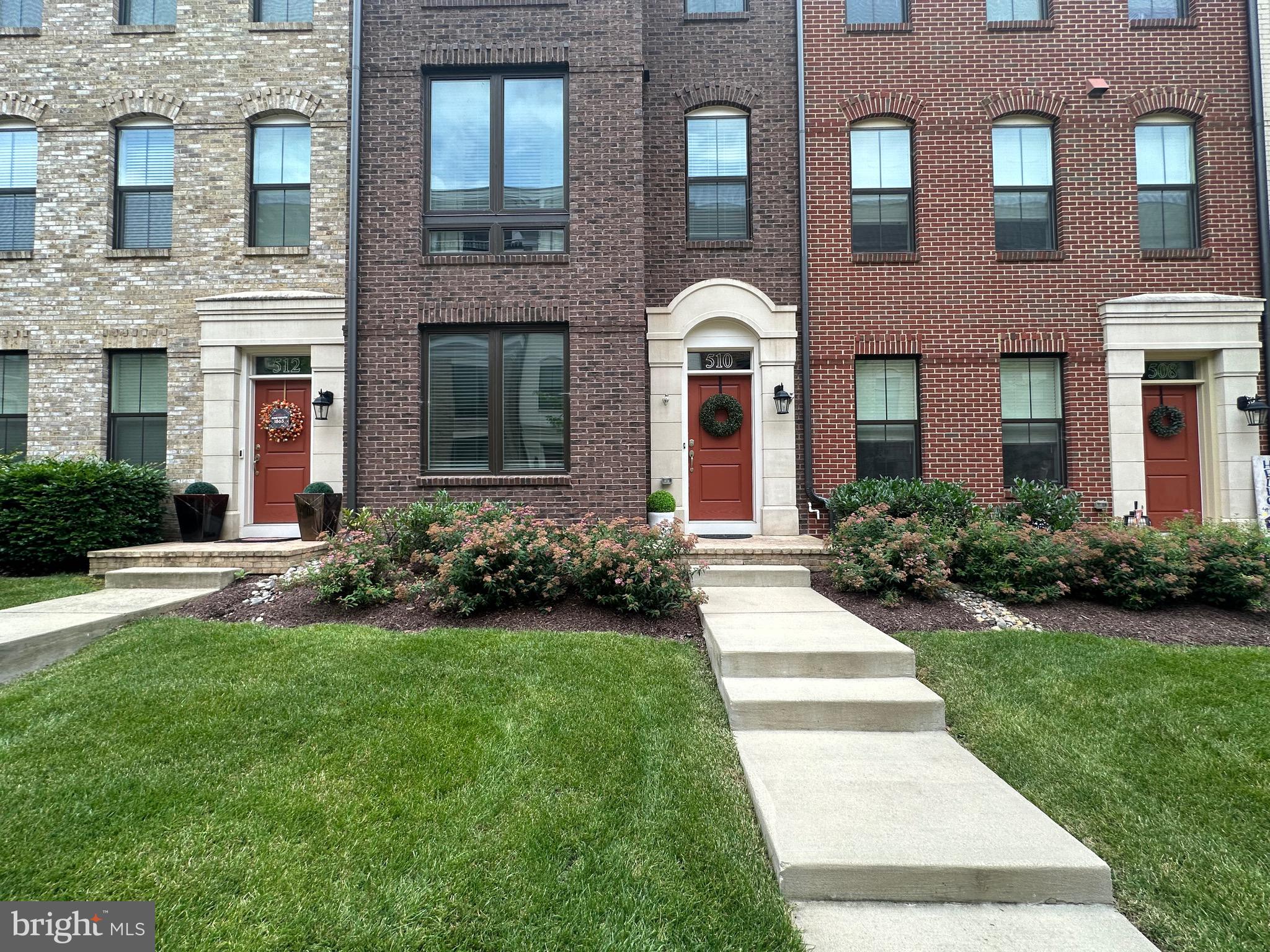 510 HALLIARD LANE