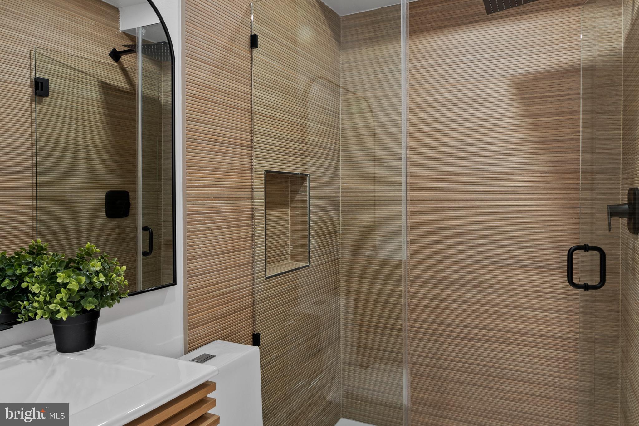 HISTORIC DISTRICT - Residential