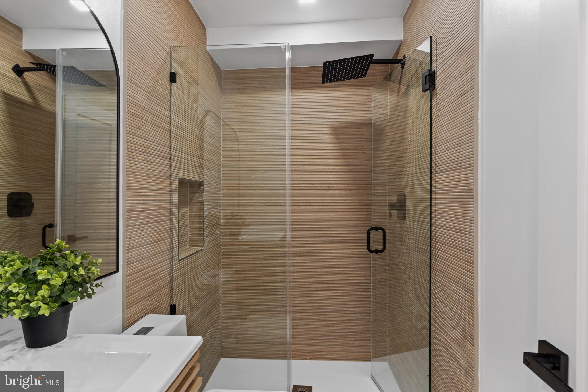 HISTORIC DISTRICT - Residential