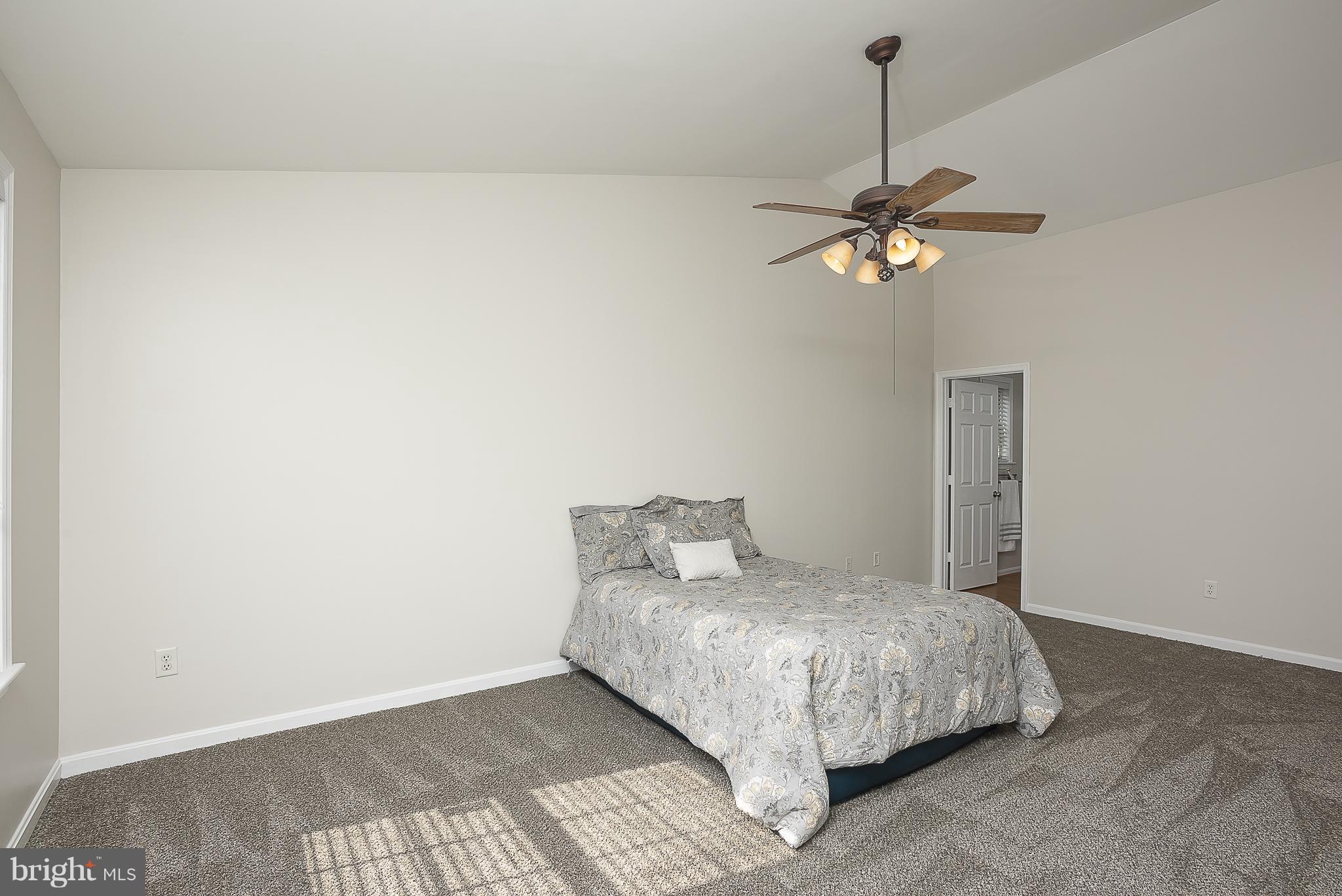 SELBY ON THE BAY - Residential