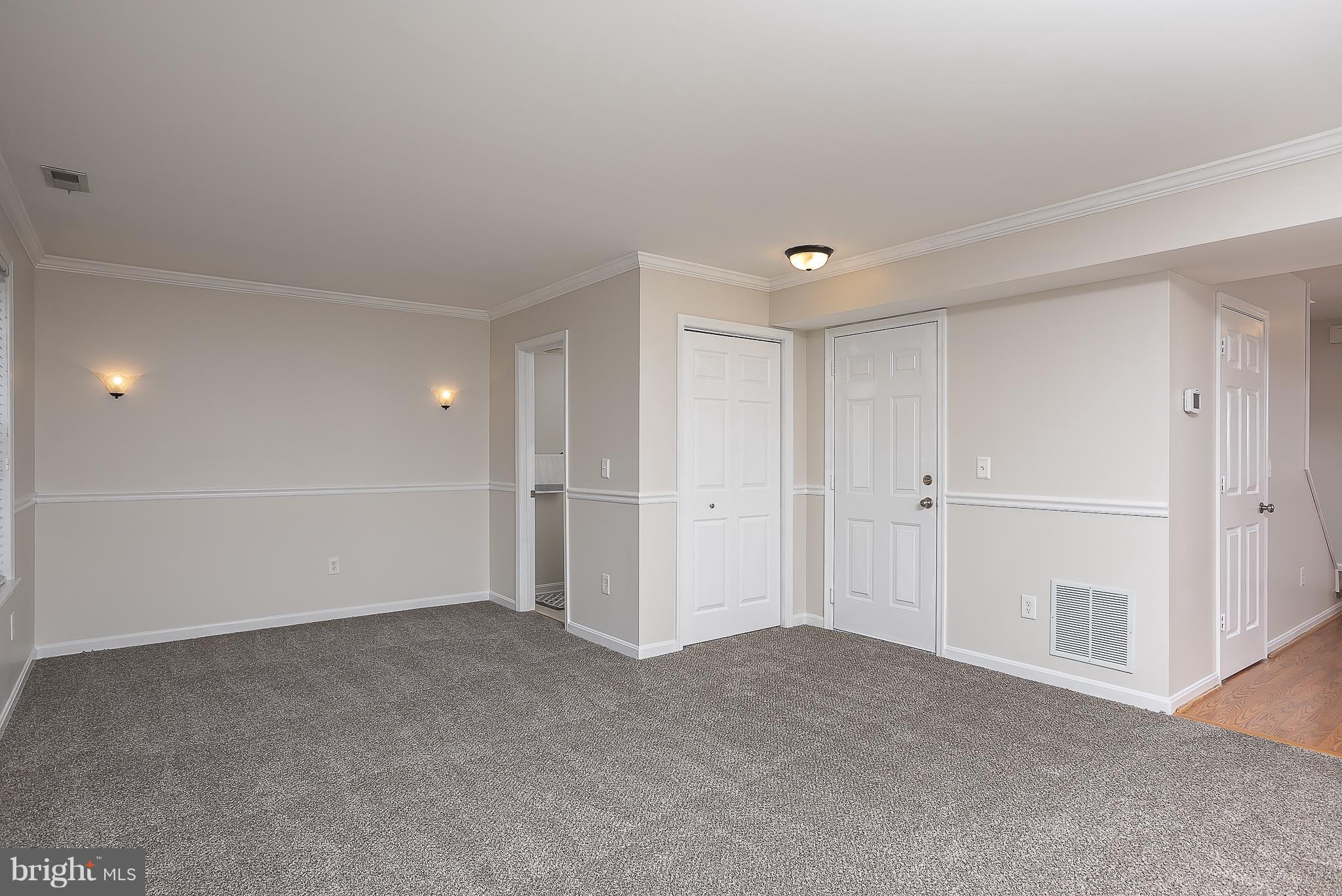 SELBY ON THE BAY - Residential