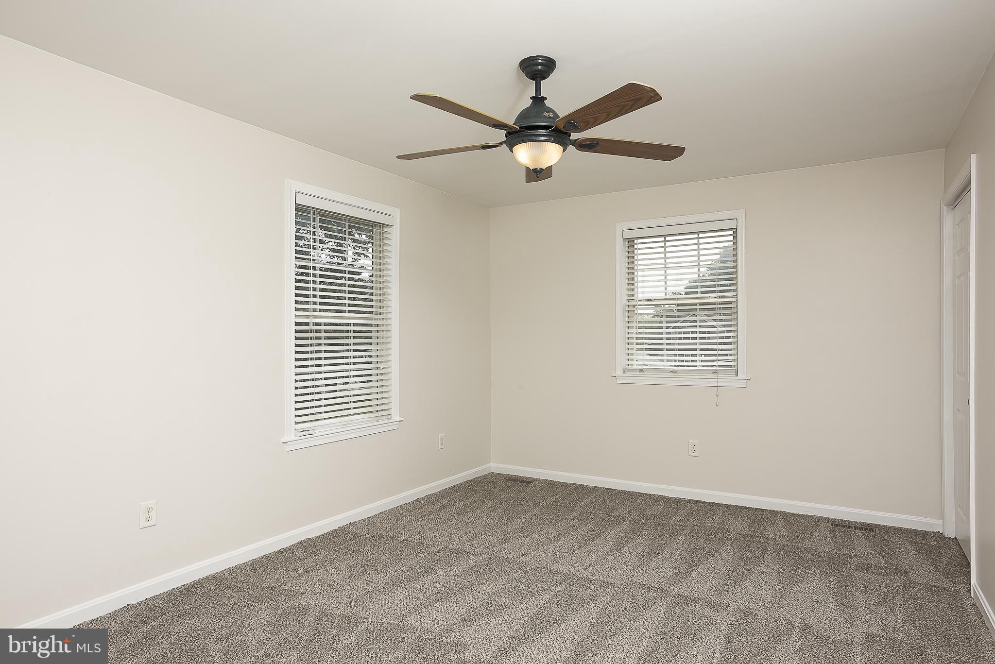 SELBY ON THE BAY - Residential