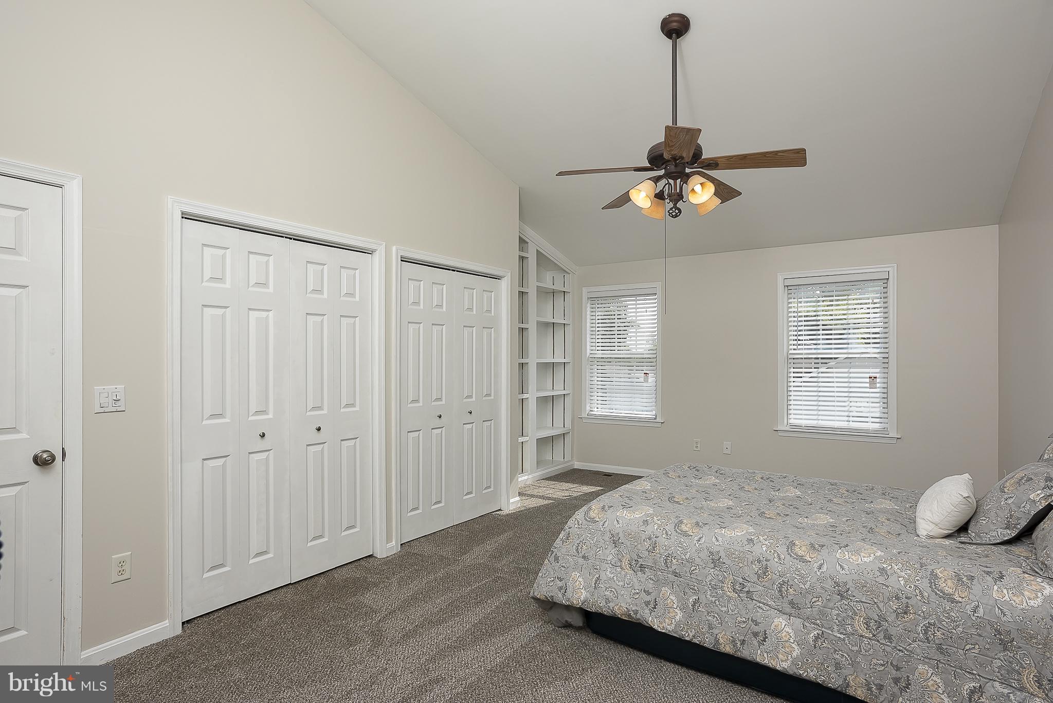 SELBY ON THE BAY - Residential