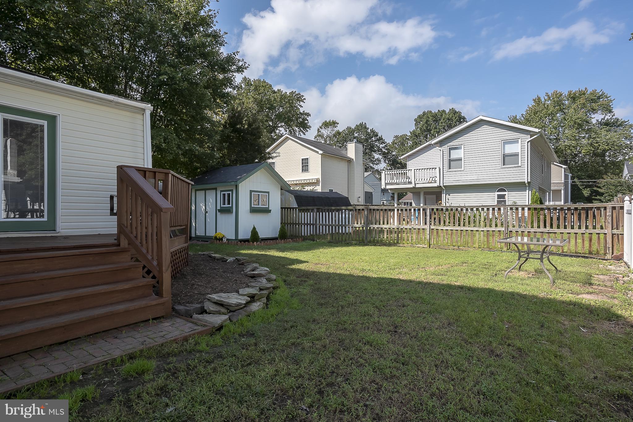 SELBY ON THE BAY - Residential