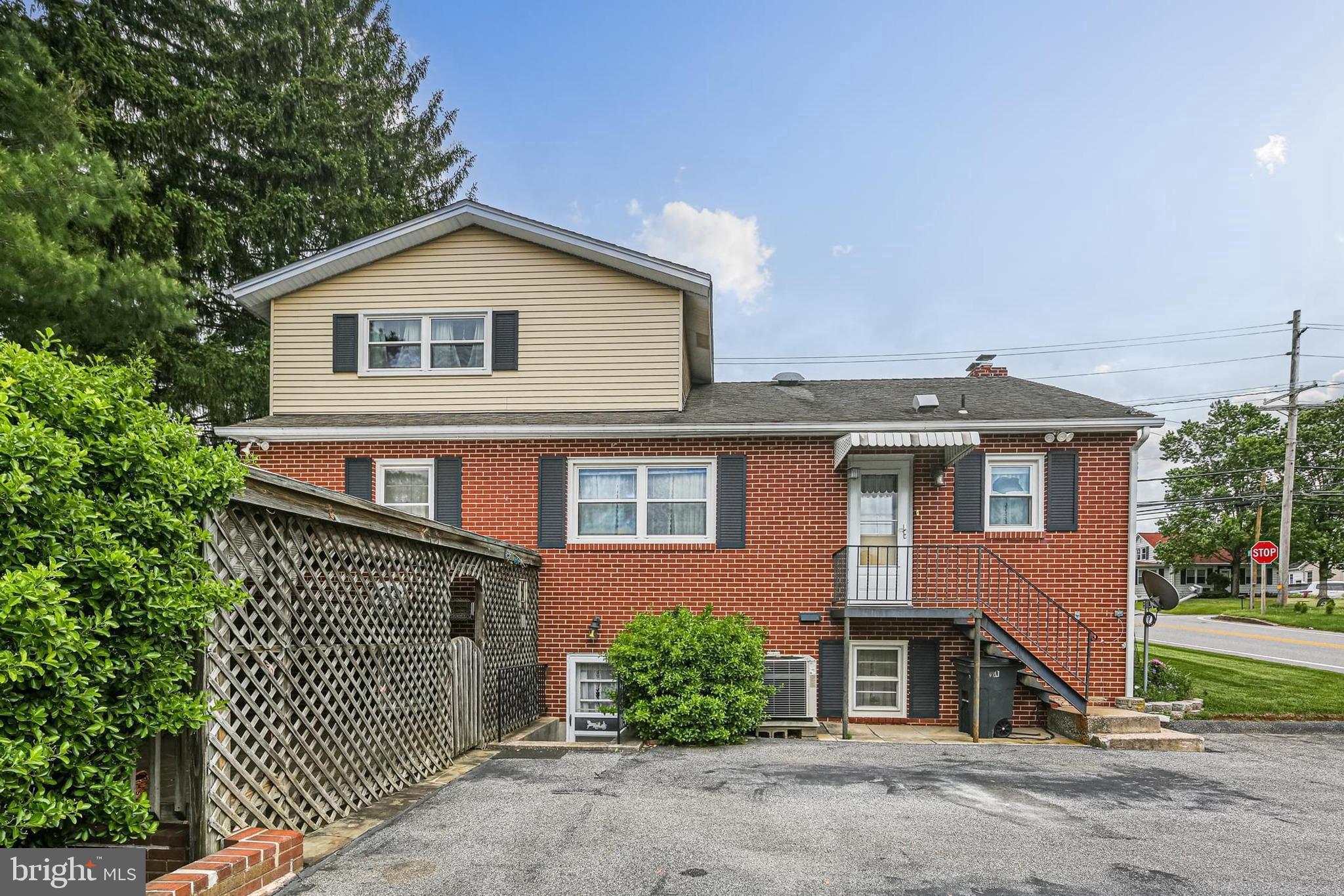 808 WASHINGTON ROAD