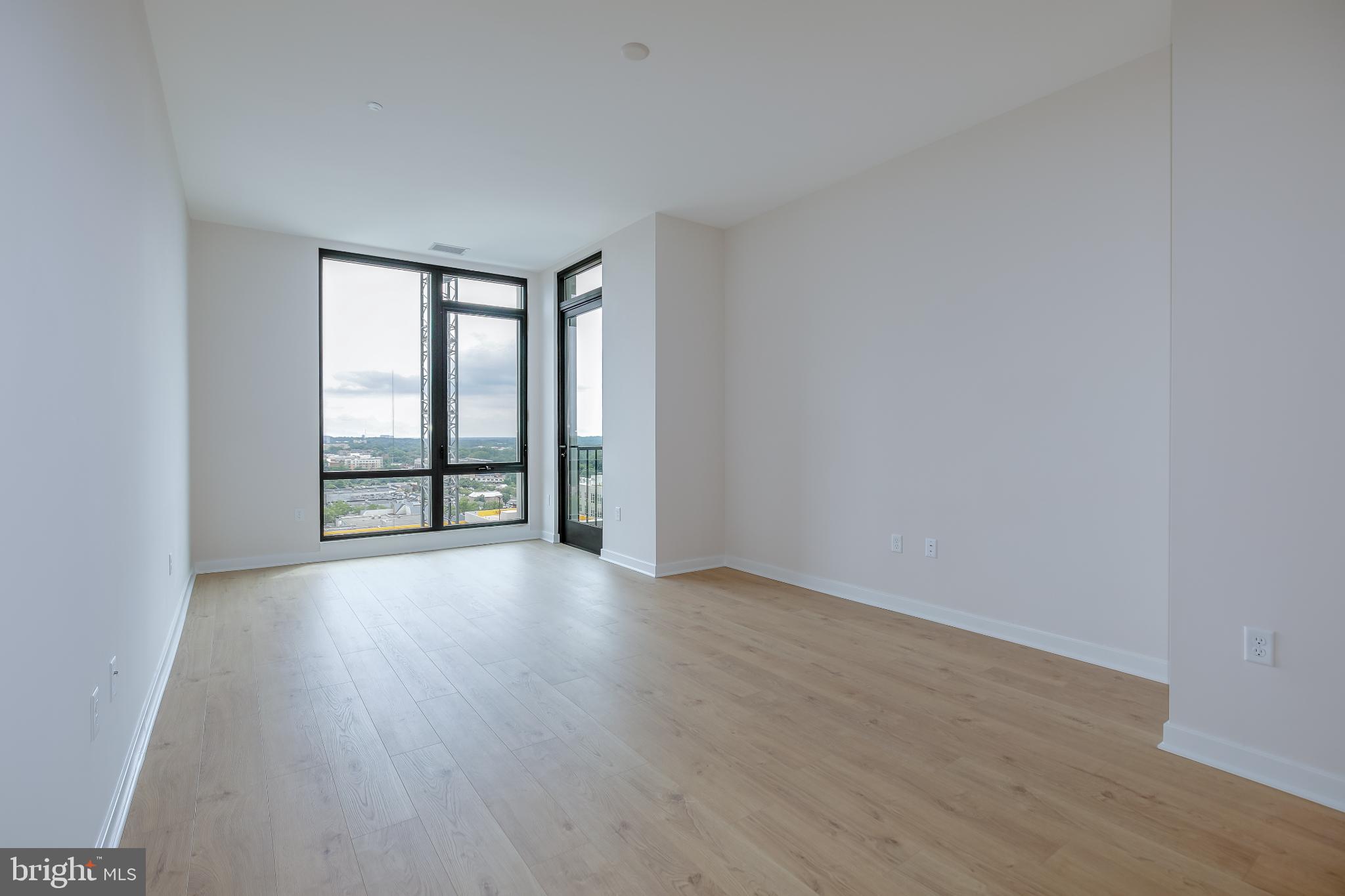 FALLS CHURCH CITY - Residential