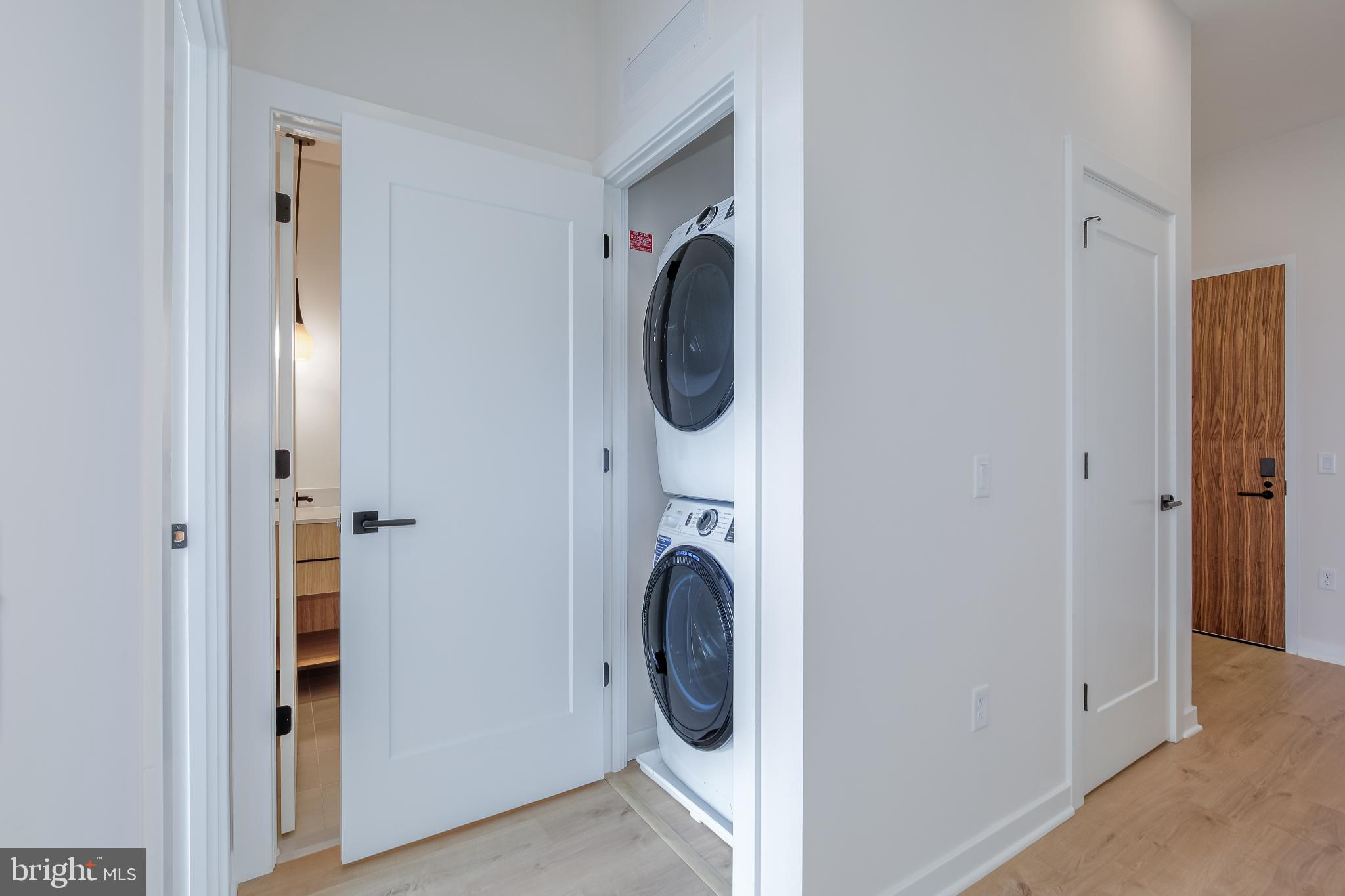 FALLS CHURCH CITY - Residential