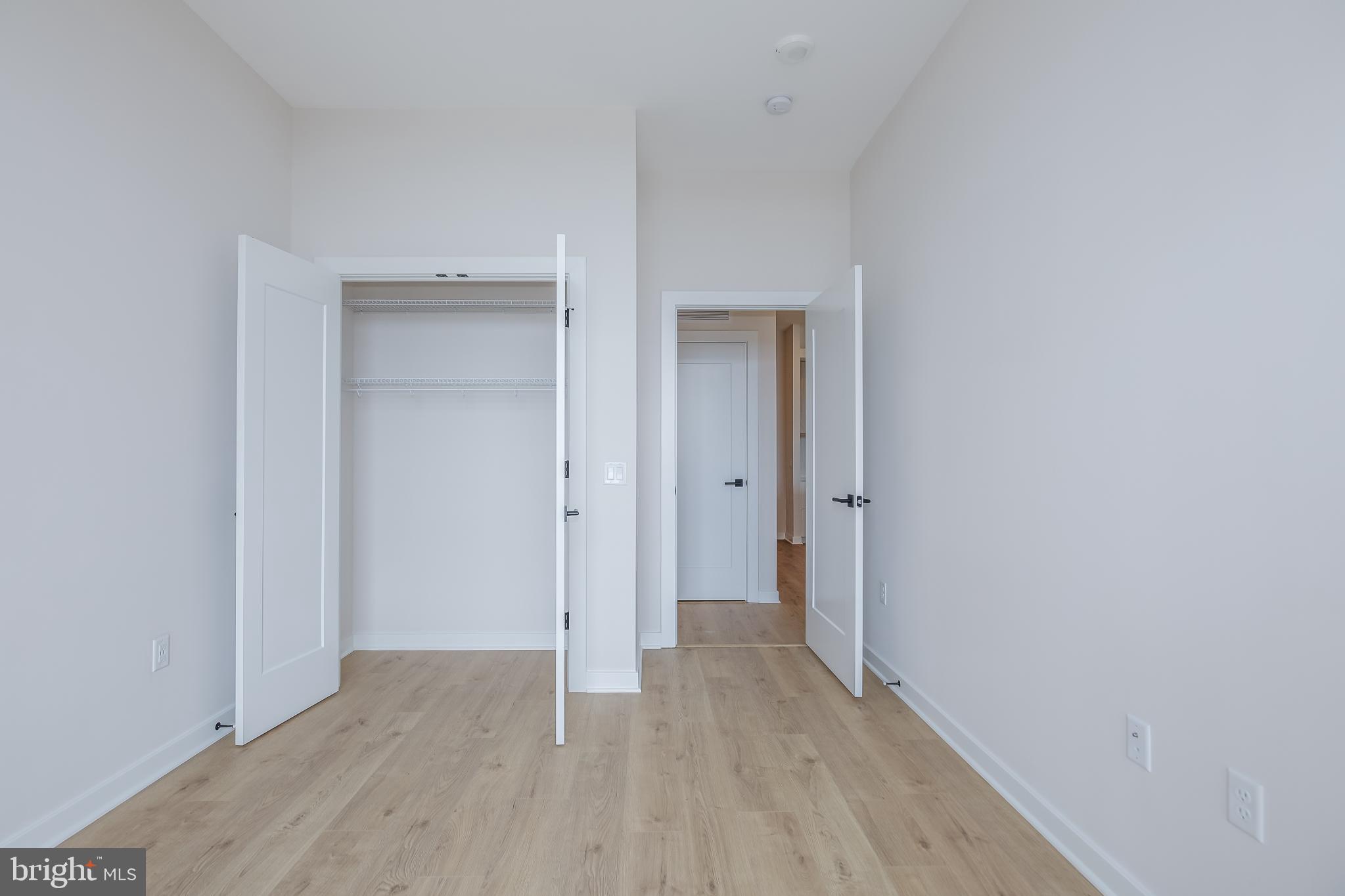 FALLS CHURCH CITY - Residential