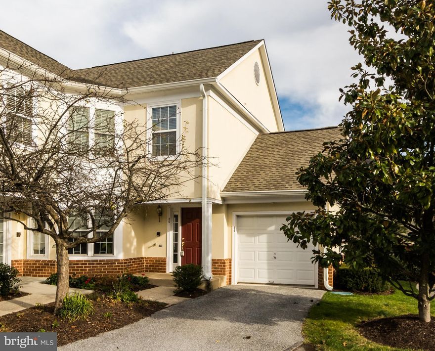 MAGNIFICENT CUSTOMIZED END OF GROUP 2 BEDROOM/2BATHROOM + DEN IN DESIRABLE GATED GREY ROCK COMMUNITY. 1 CAR GARAGE LEADS INTO FOYER. KITCHEN W/ GRANITE COUNTER TOPS OVERLOOKING DINING ROOM/LIVING ROOM. MODERN OPEN FLOOR PLAN W/ COMBO LIVING/DINING AREA! DRENCHED IN NATURAL LIGHT, RECESSED LIGHTING THROUGHOUT & VAULTED CEILINGS. DEN W/ DOUBLE FRENCH GLASS DOORS & BUILTINS PERFECT FOR WORKING FROM HOME. CUSTOM LUXURY MASTER BATH. ONE CAR GARAGE + ADDITIONAL PARKING SPACES ATTACHED TO HOME. COMMUNITY AMENITIES GALORE: COMMUNITY POOL, PUTTING GREEN. GREAT LOCATION EASY ACCESS TO 695, 795 AND 83. HURRY!