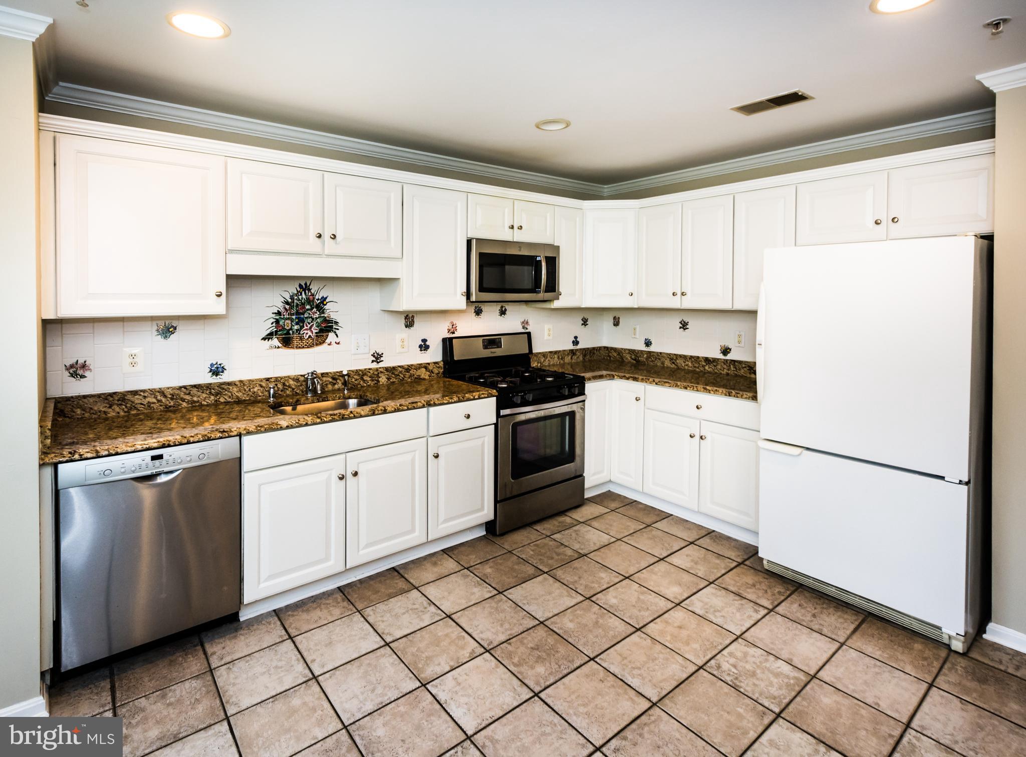 GREY ROCK FLATS - Residential