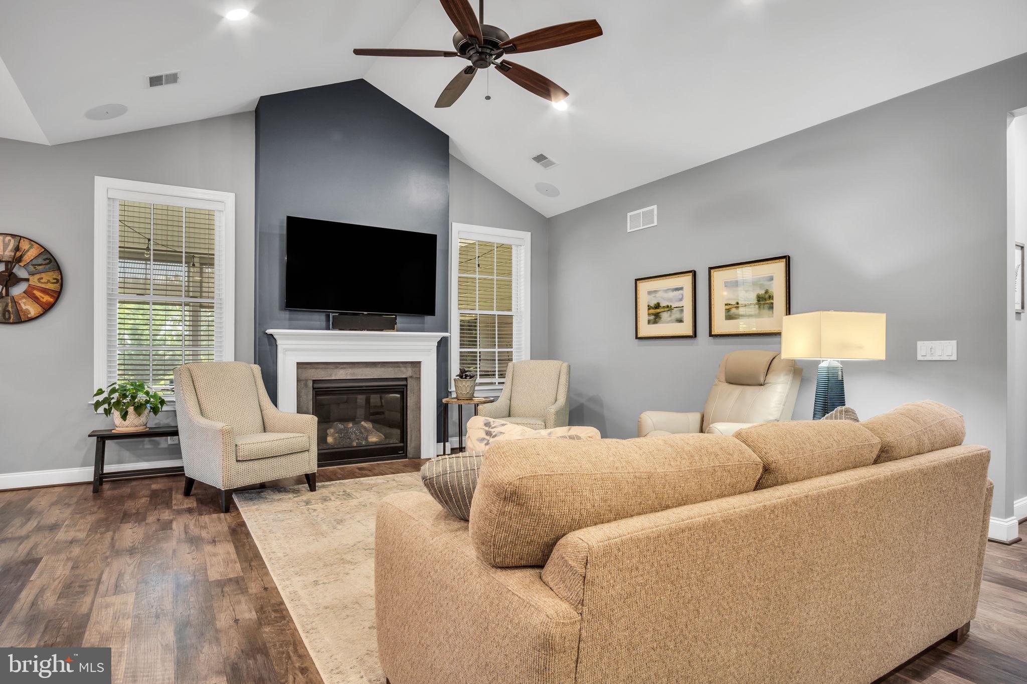 TRADITIONS OF AMERICA AT SILVER SPRING - Residential