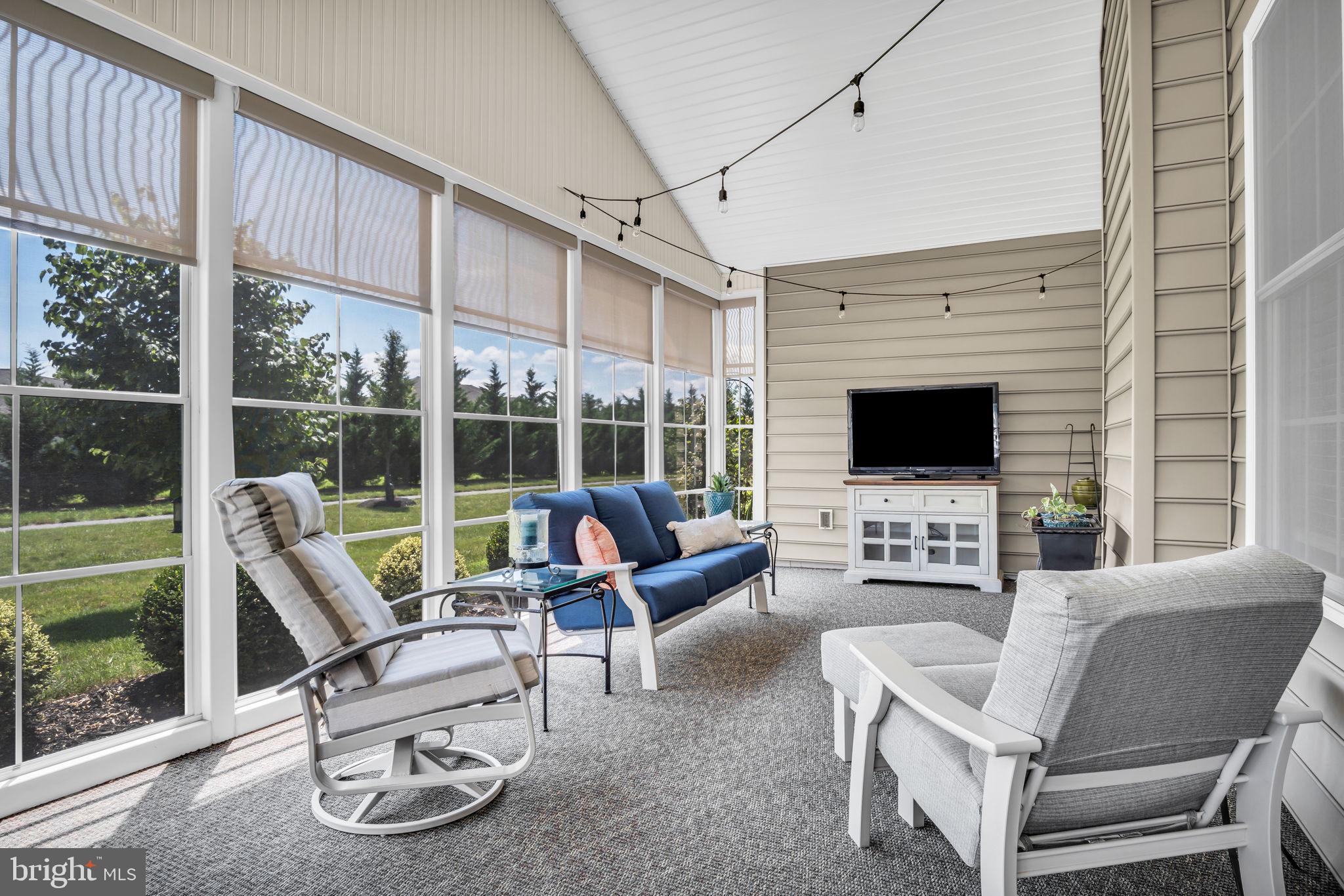 TRADITIONS OF AMERICA AT SILVER SPRING - Residential