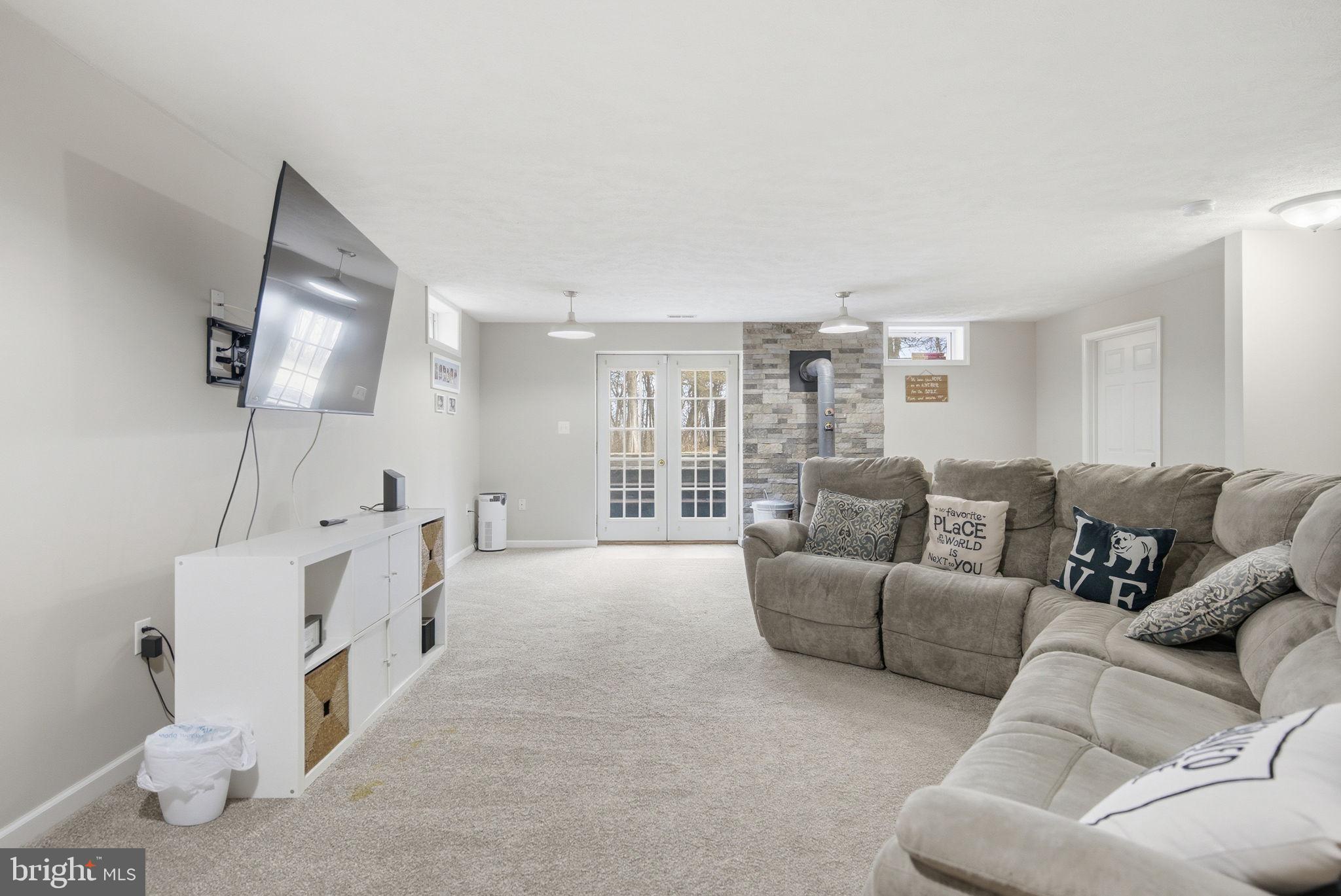 GREATLAND FARMS - Residential