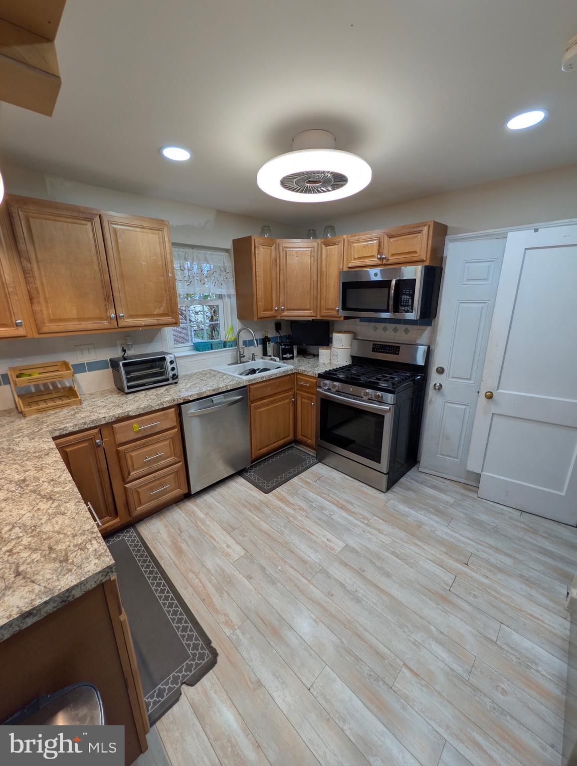 DREXEL HILL - Residential